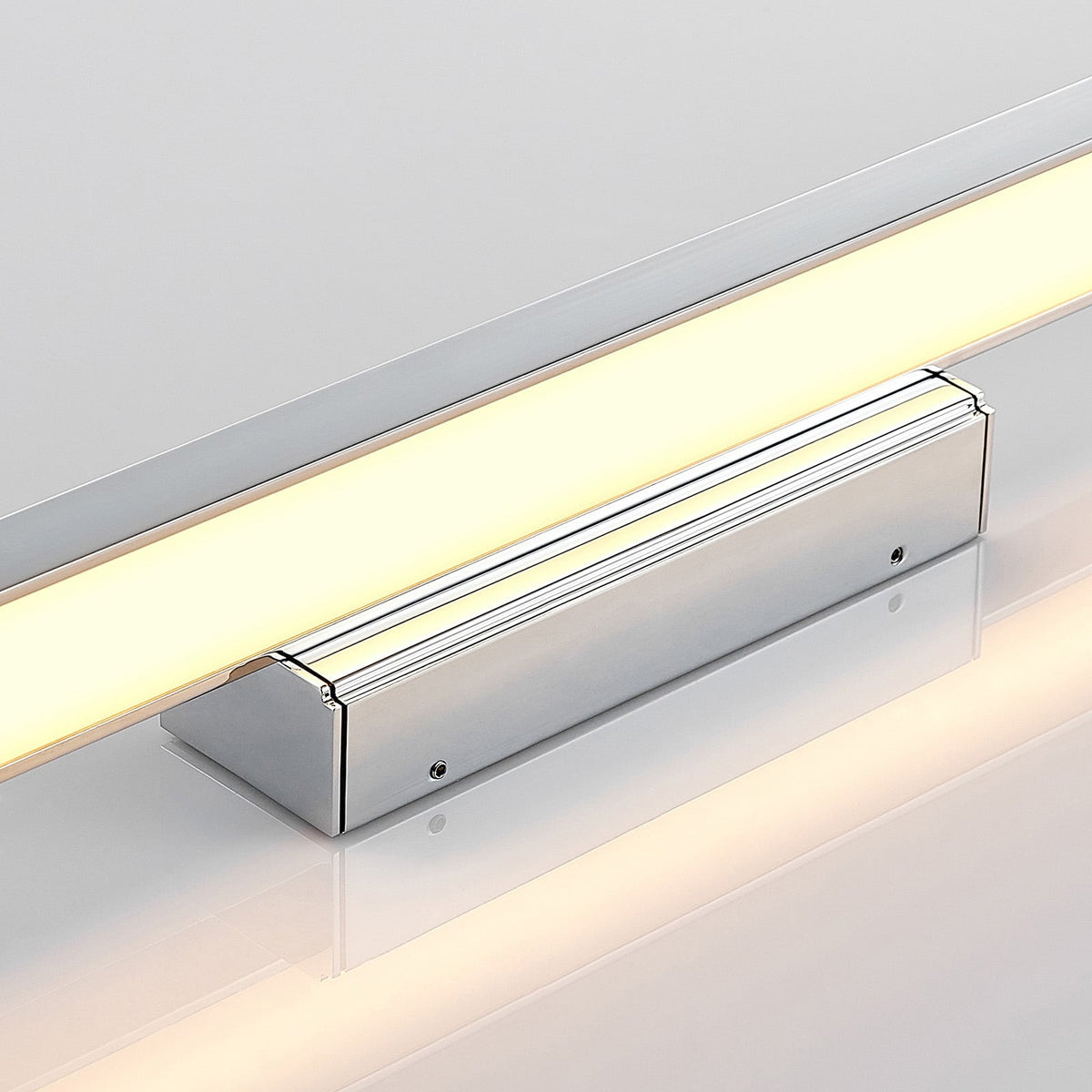 LED speillampe Alenia krom aluminium 60 cm monteringsdetaljer