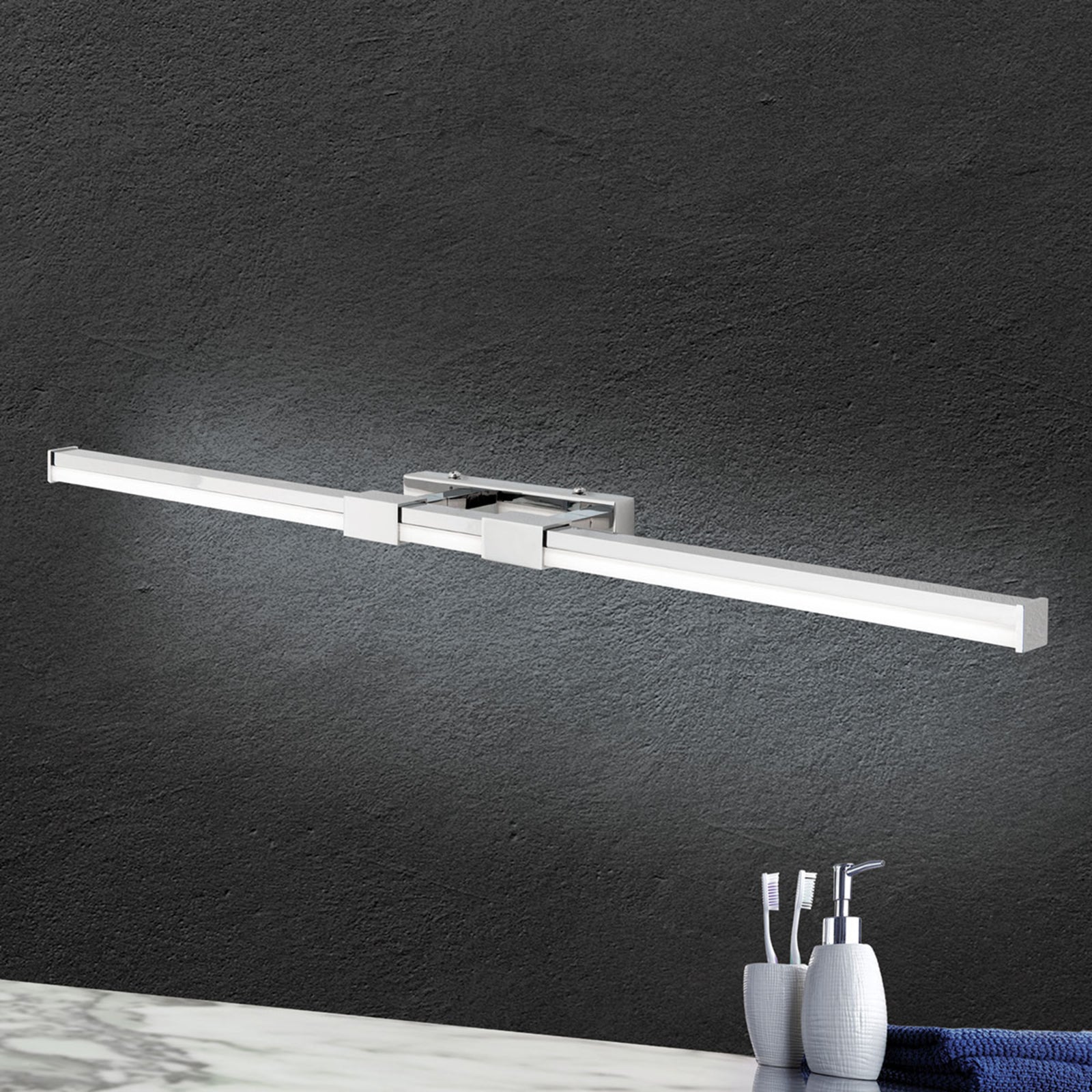 Detalj av LED speillampe Argo krom/hvit 75,5 cm IP44 18W