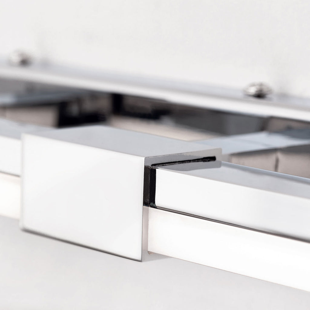 Sideprofil av LED speillampe Argo krom/hvit 75,5 cm IP44 18W