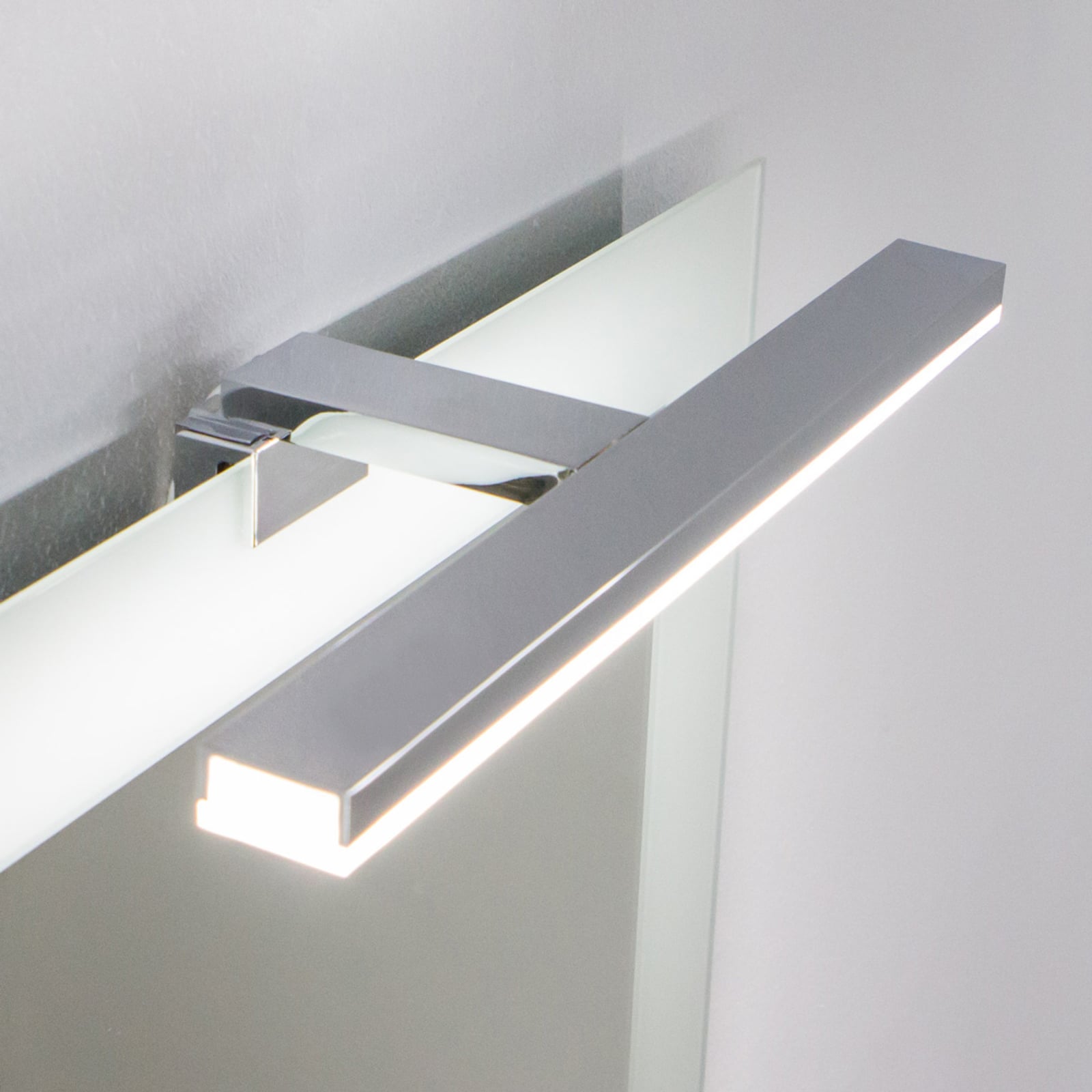LED speillampe Esther S3 krom glass visning av LED-driver