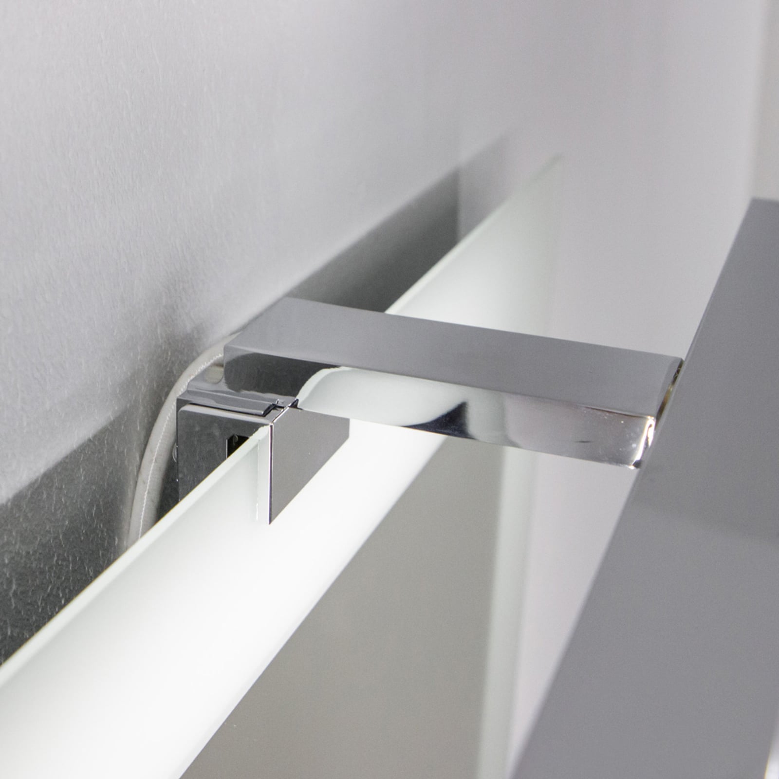 LED speillampe Esther S3 krom glass profilbilde
