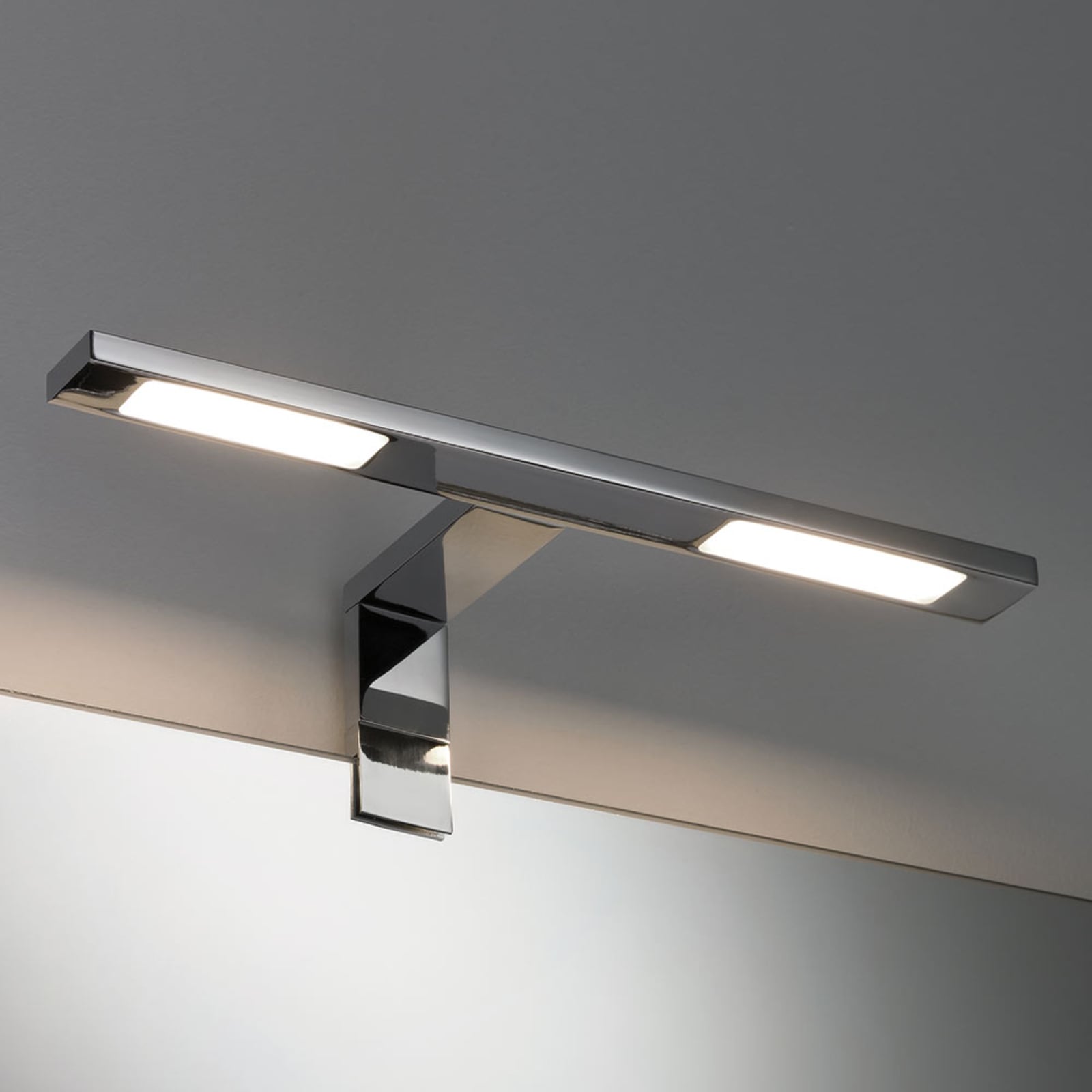 LED speillampe Galeria Double Hook 2-lys krom IP44 forfra