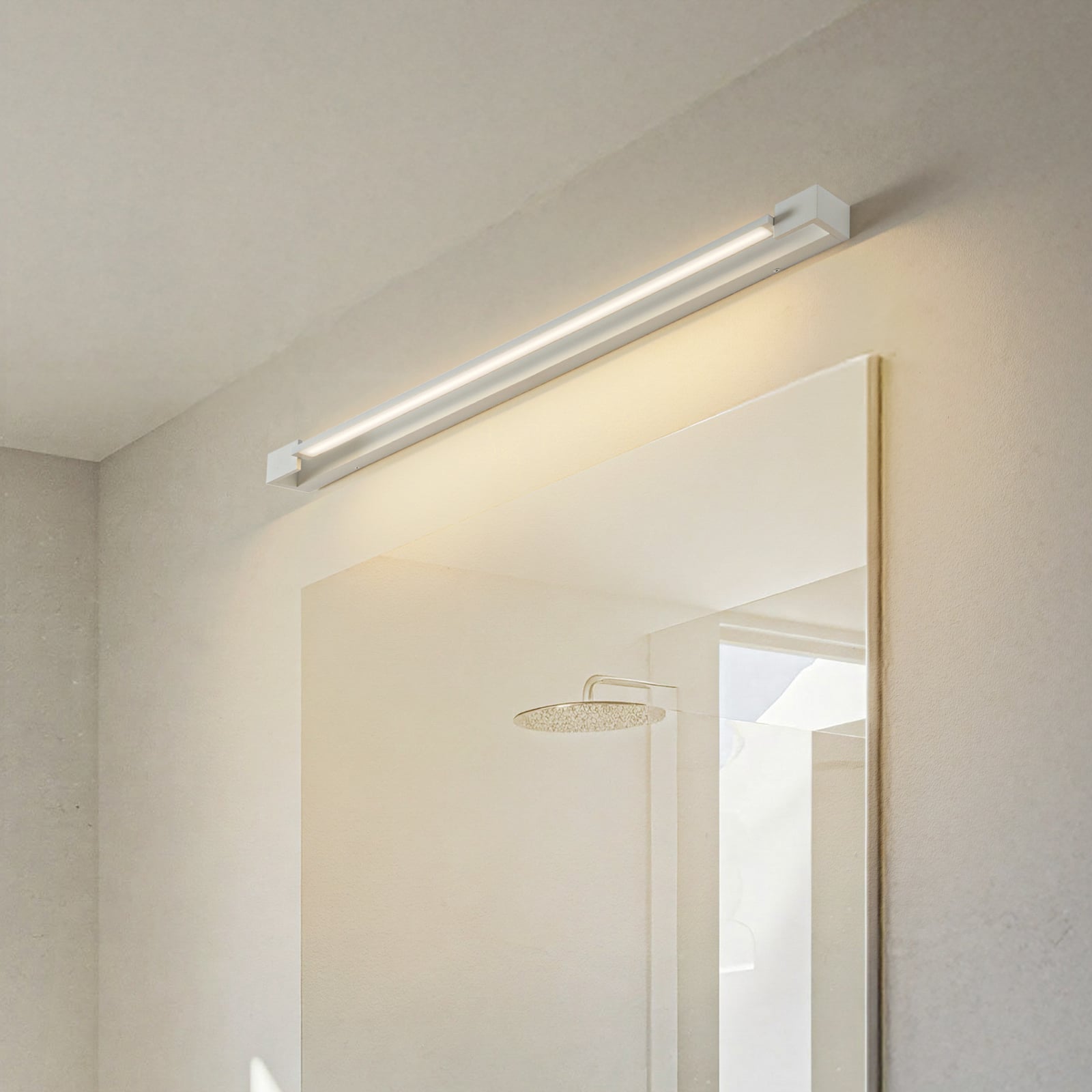 LED speillampe Jora svingbar 90 cm hvit IP44 bakside