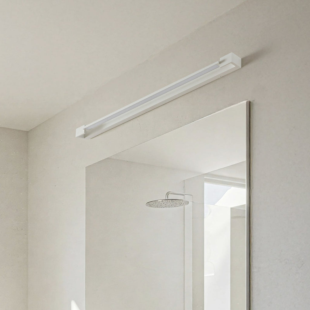 LED speillampe Jora svingbar 90 cm hvit IP44 montert på bad