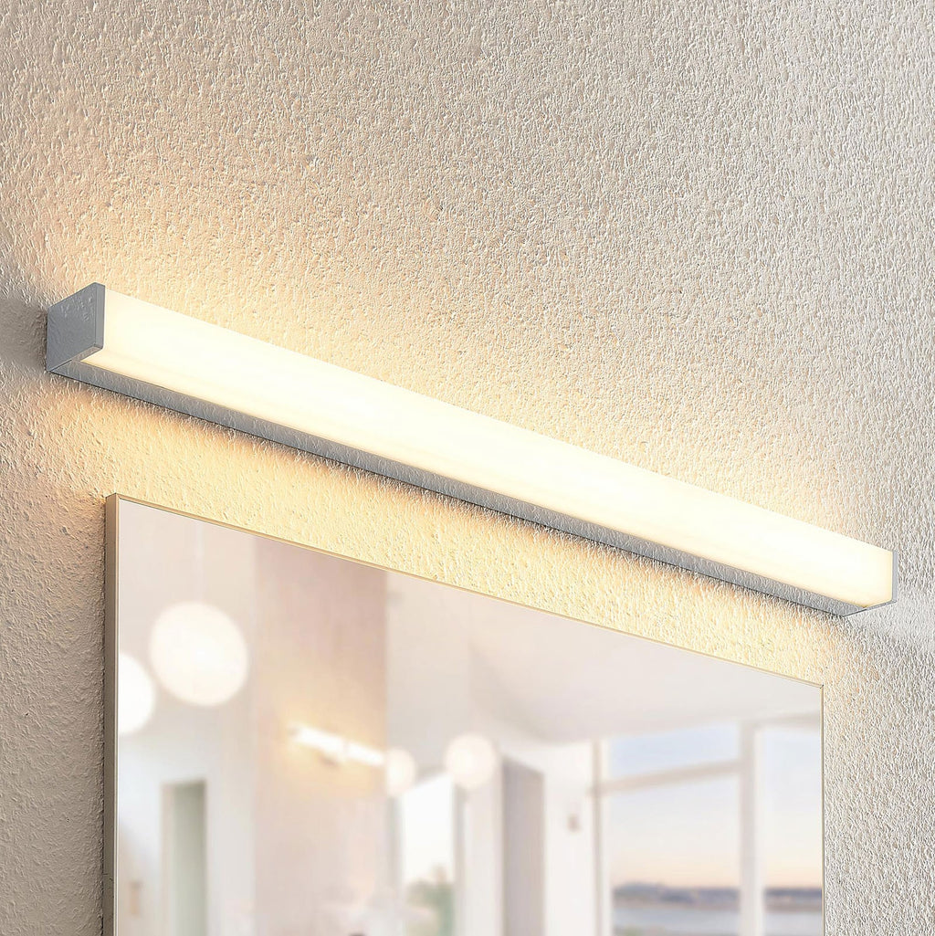 Detalj av LED speillampe Klea krom aluminium 90 cm