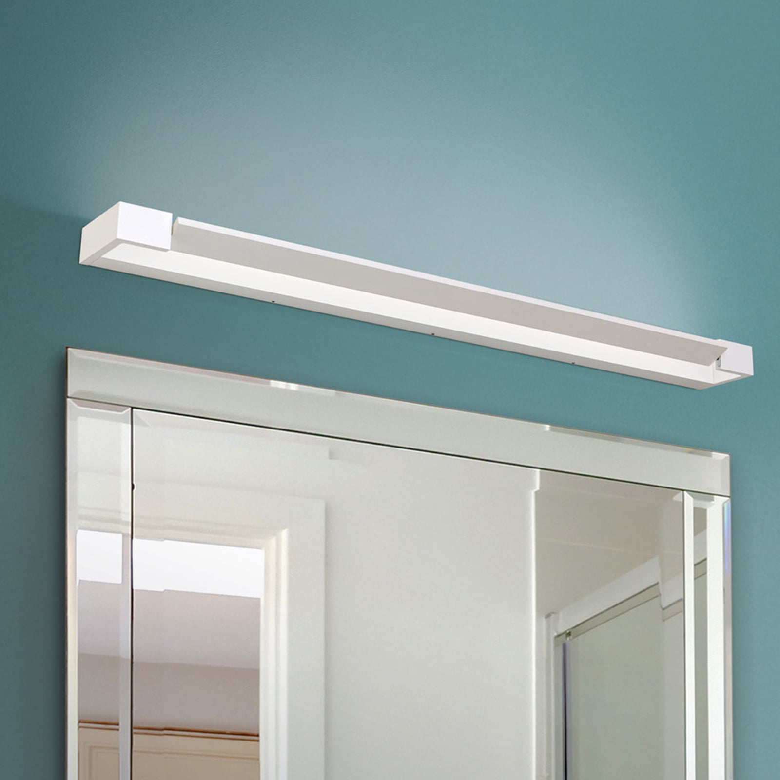 LED speillampe Marilyn hvit svingbar 90 cm IP44 bakside