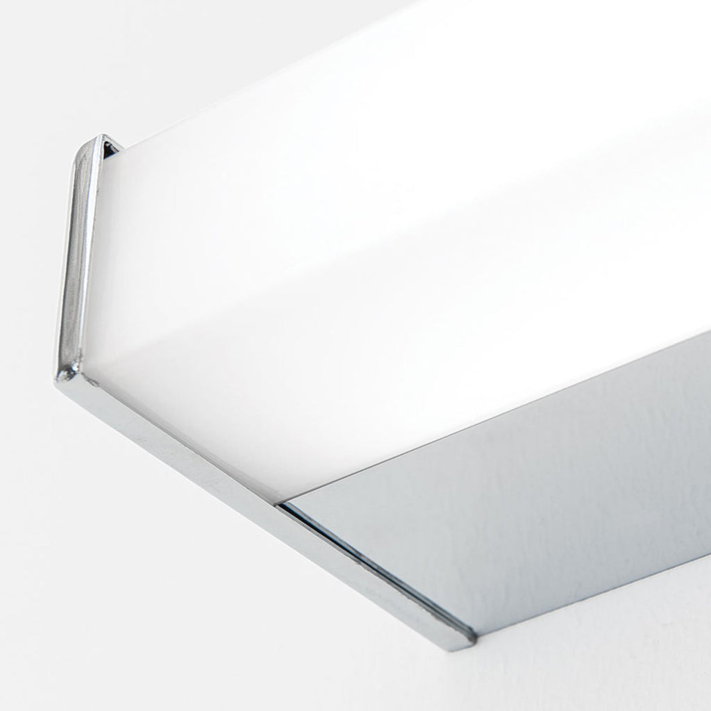 LED speillampe Marilyn krom/hvit 70 cm 17W lysfordeling