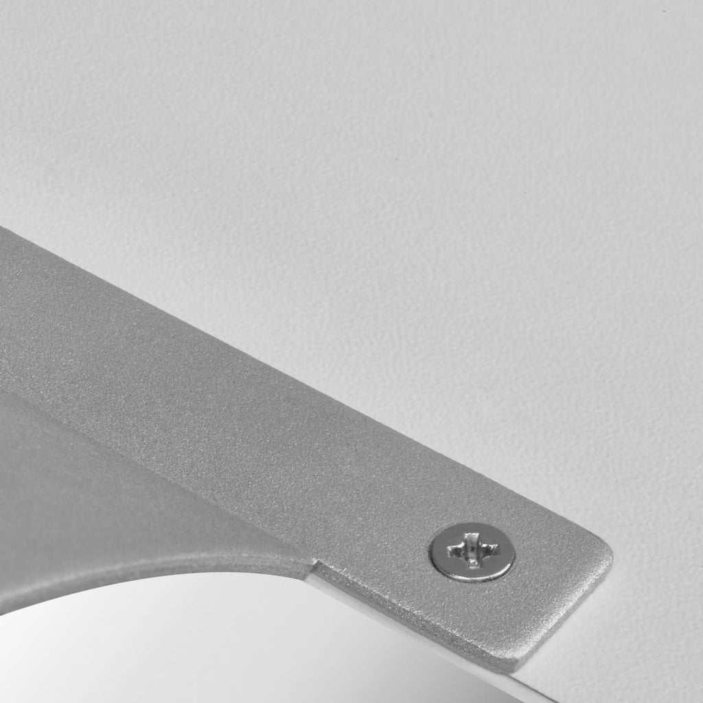 Nærbilde av LED speillampe matt krom 60 cm 8W nøytralhvit 4000K lys