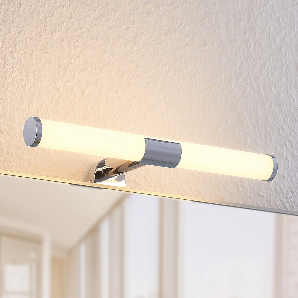 LED speillampe Naili krom 30 cm IP44 varmhvit forfra