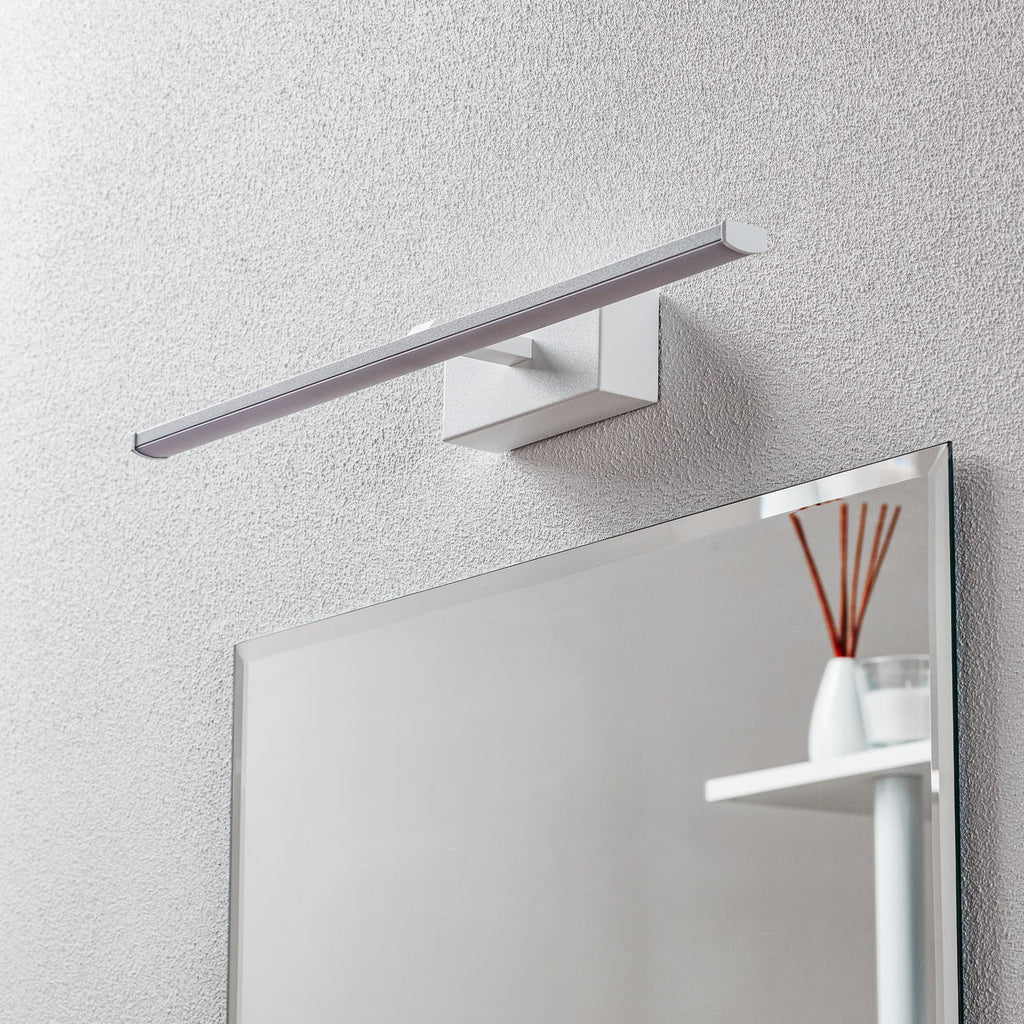 LED speillampe Nala hvit 50 cm detalj av arm