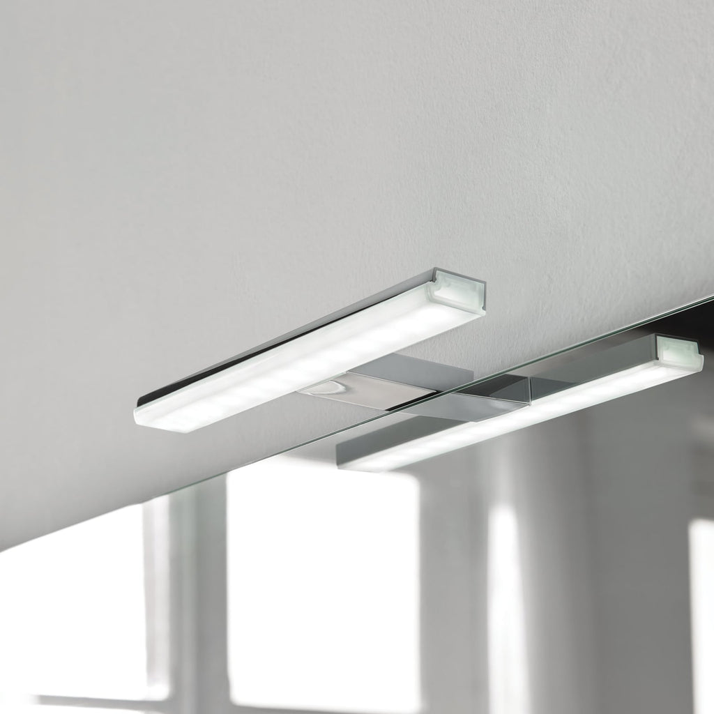 LED speillampe Pandora krom 30,8 cm nærbilde