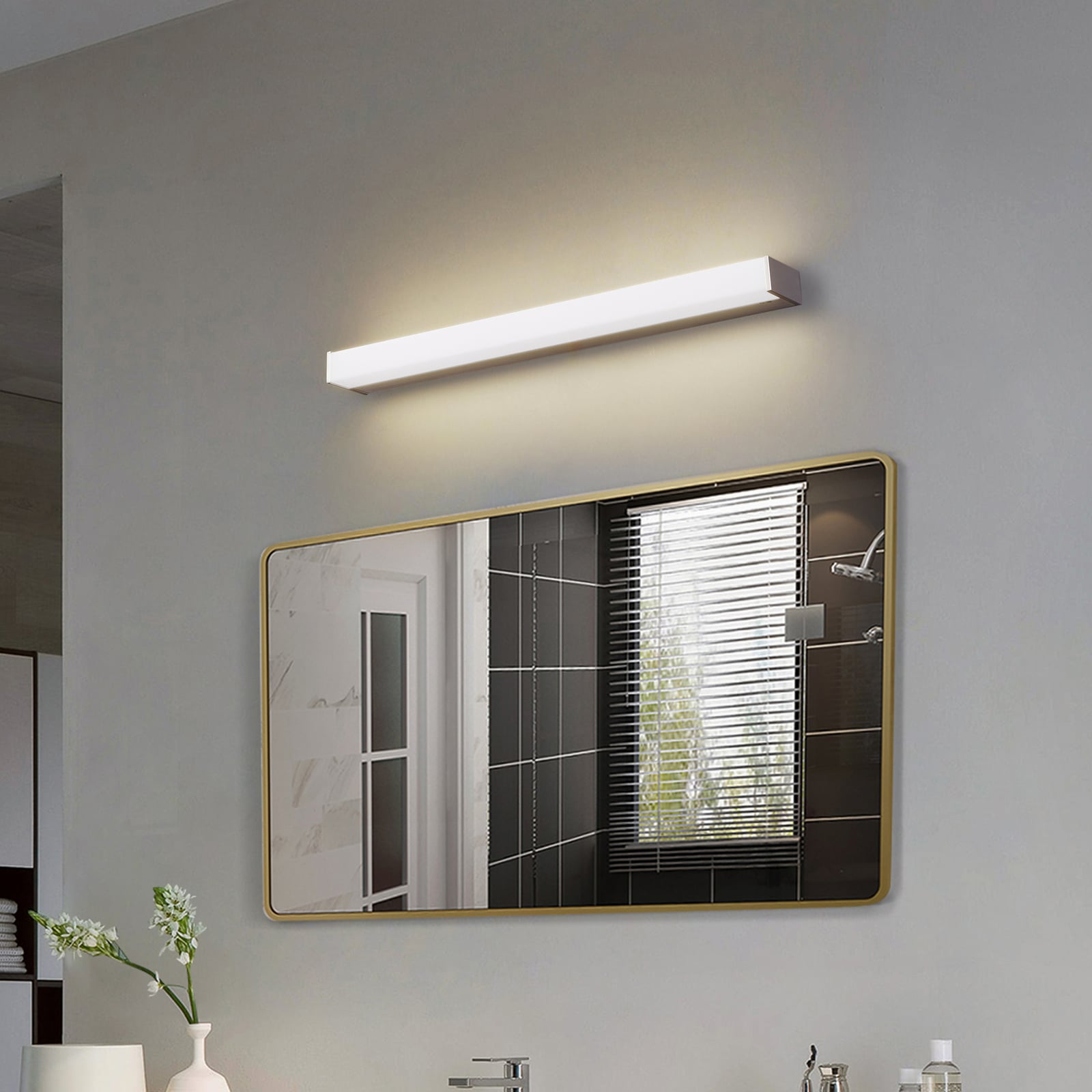 Bakside av LED speillampe Philippa kantet aluminium 59 cm IP44