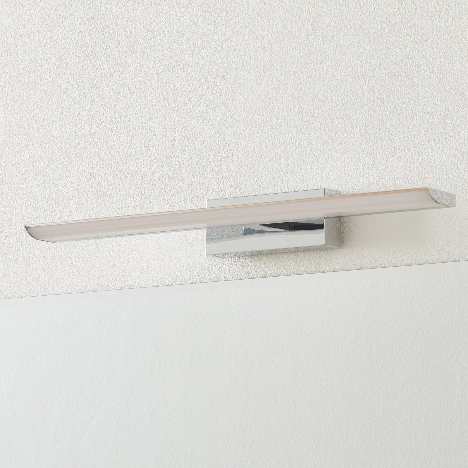 Sidebilde av LED speillampe Tabiano-C dimbar RGB CCT IP44
