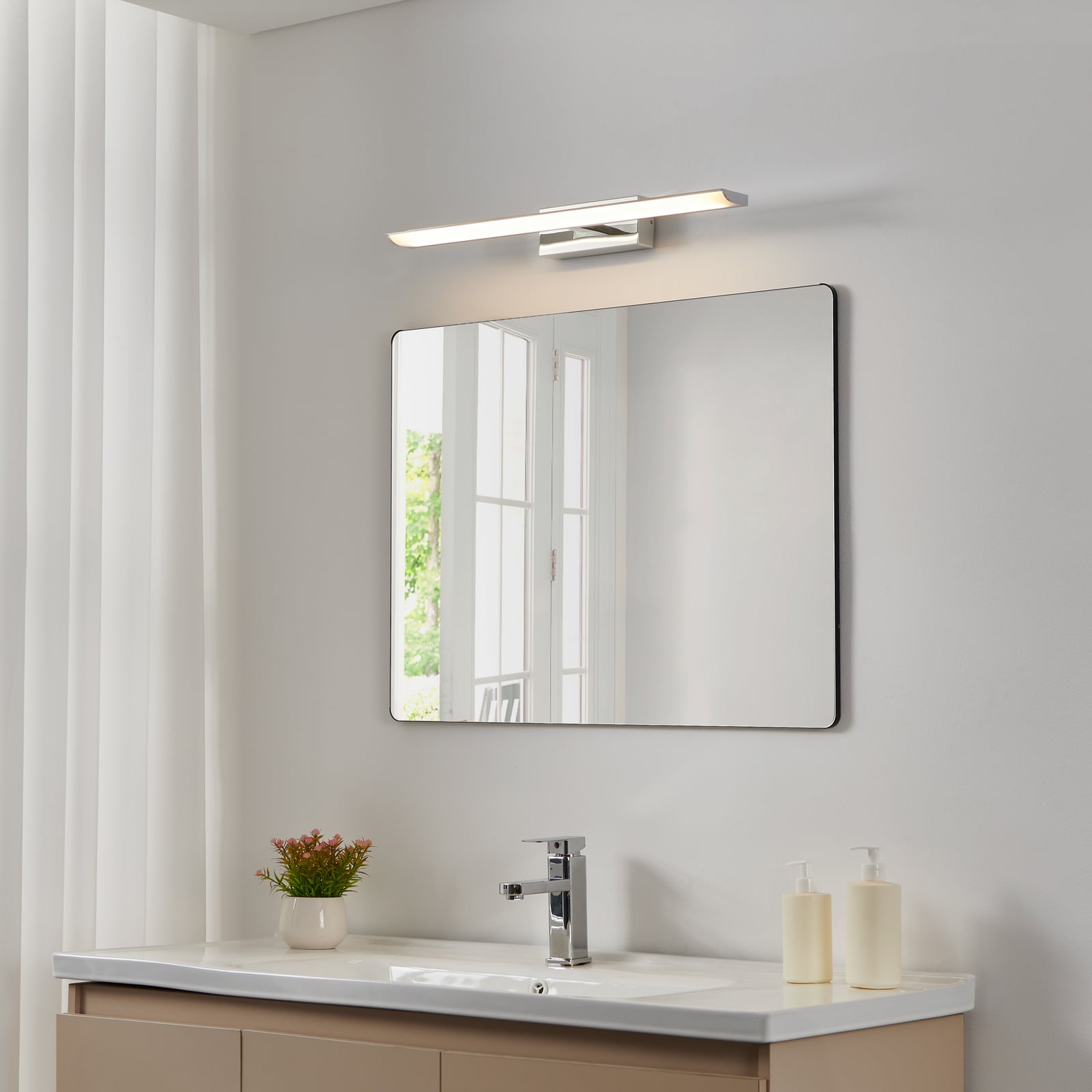 LED speillampe Tabiano-Z dimbar krom 60,5 cm bakside