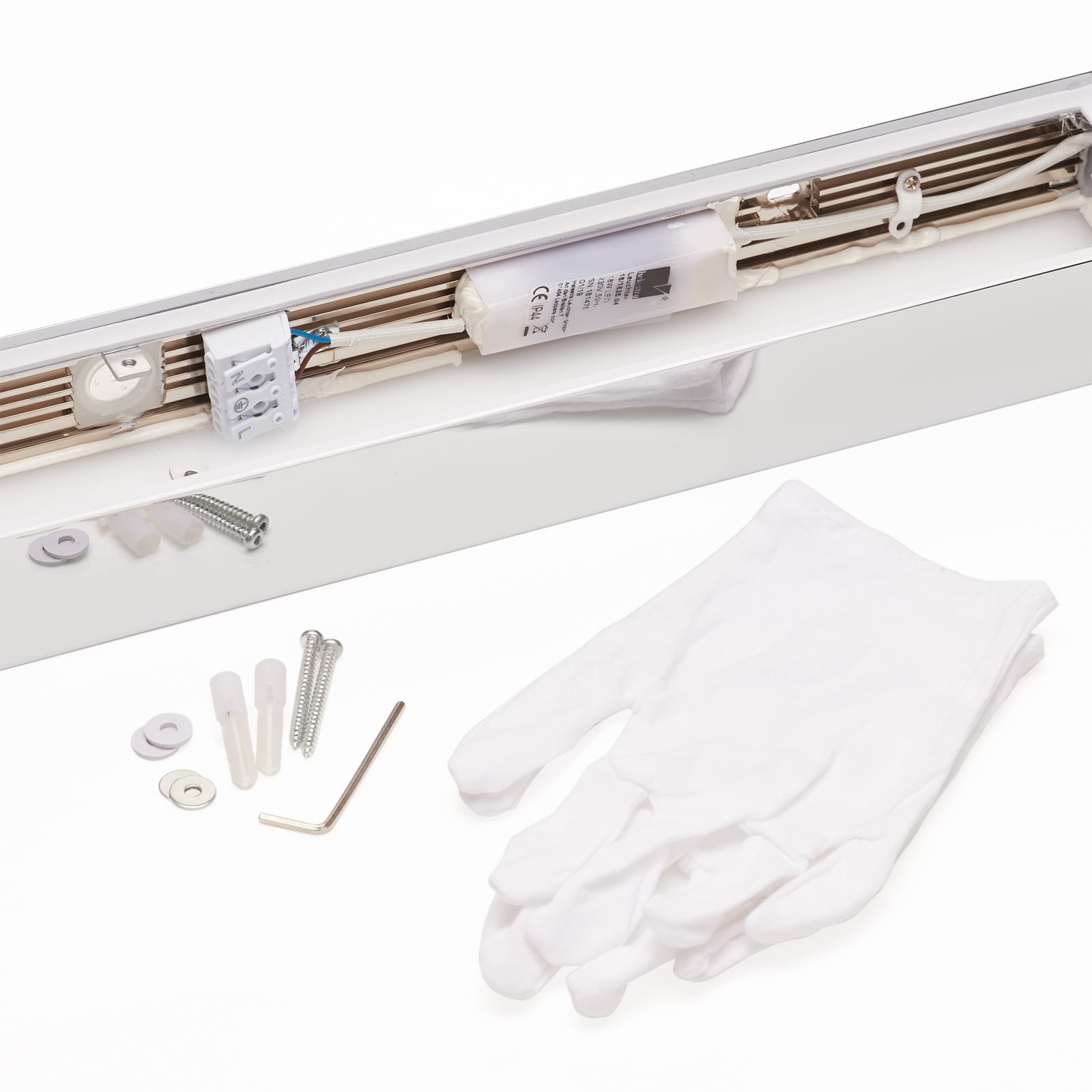 Nærbilde av LED speillampe Theia forkrommet 60 cm IP44