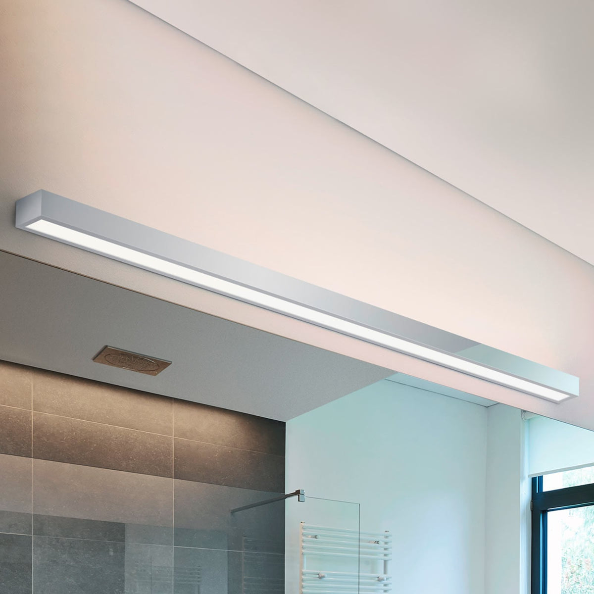 LED speillampe Theia krom 120 cm 30W IP44 bakside