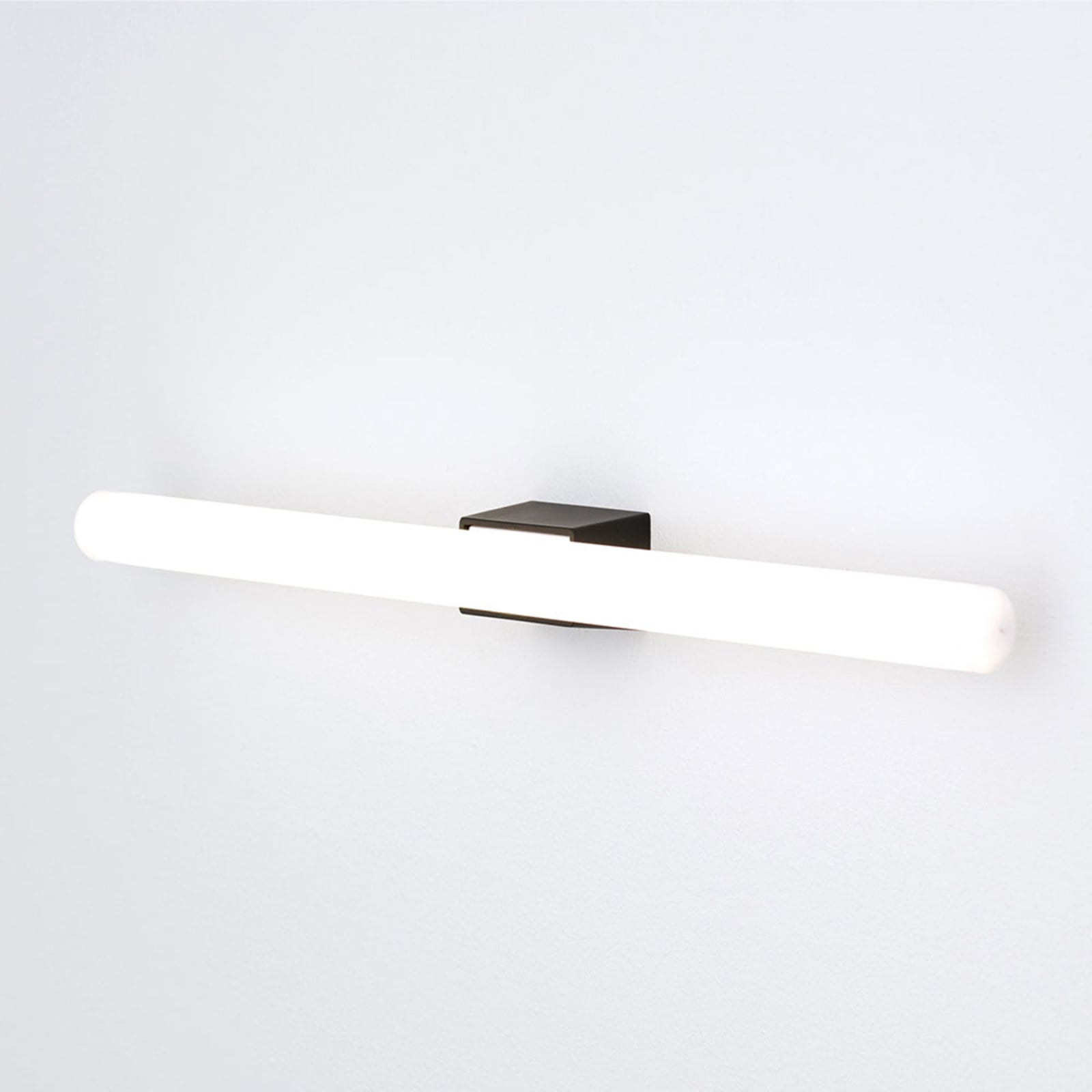 LED speillampe Visagist 50 cm svart S14d 8W forfra
