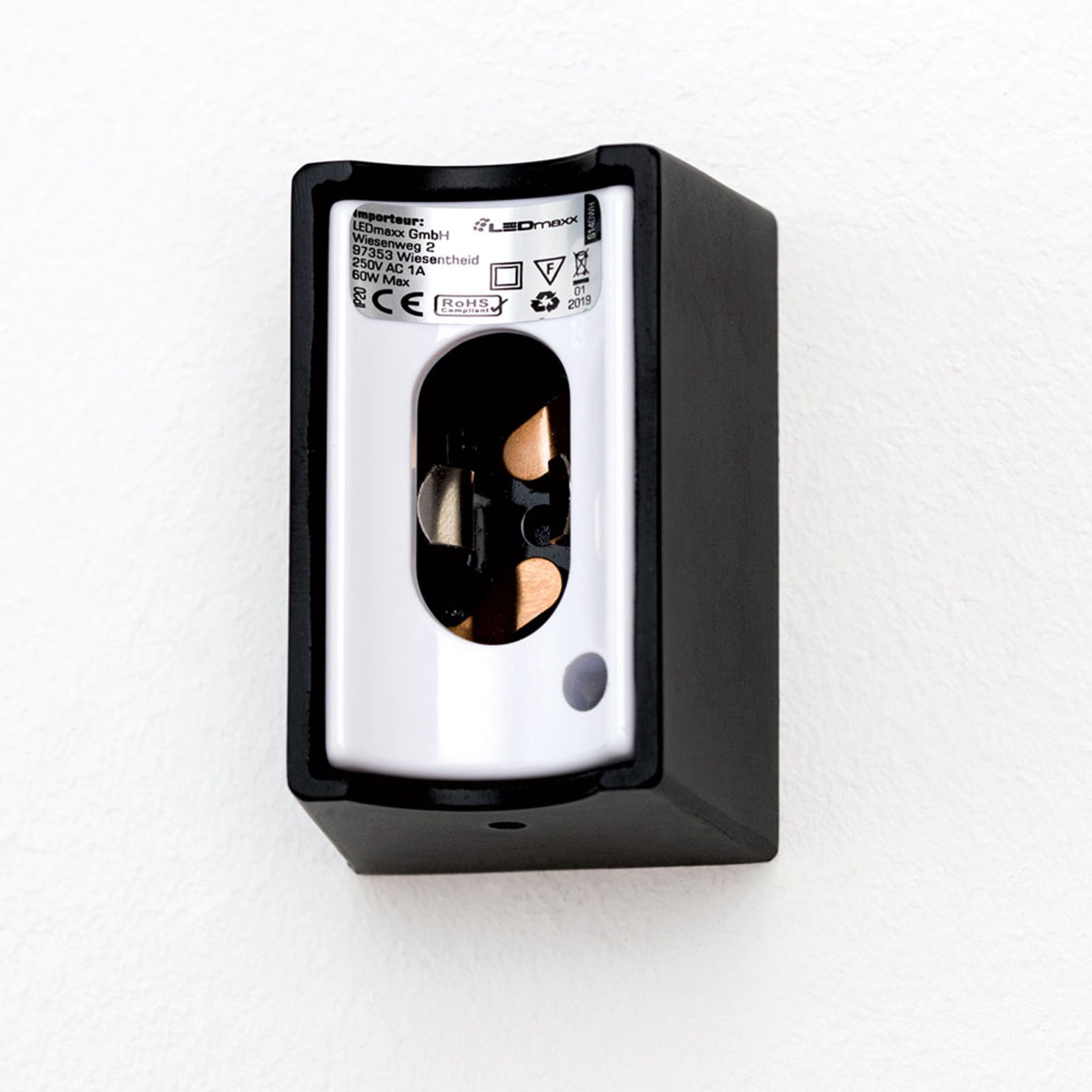 LED speillampe Visagist svart sideprofil