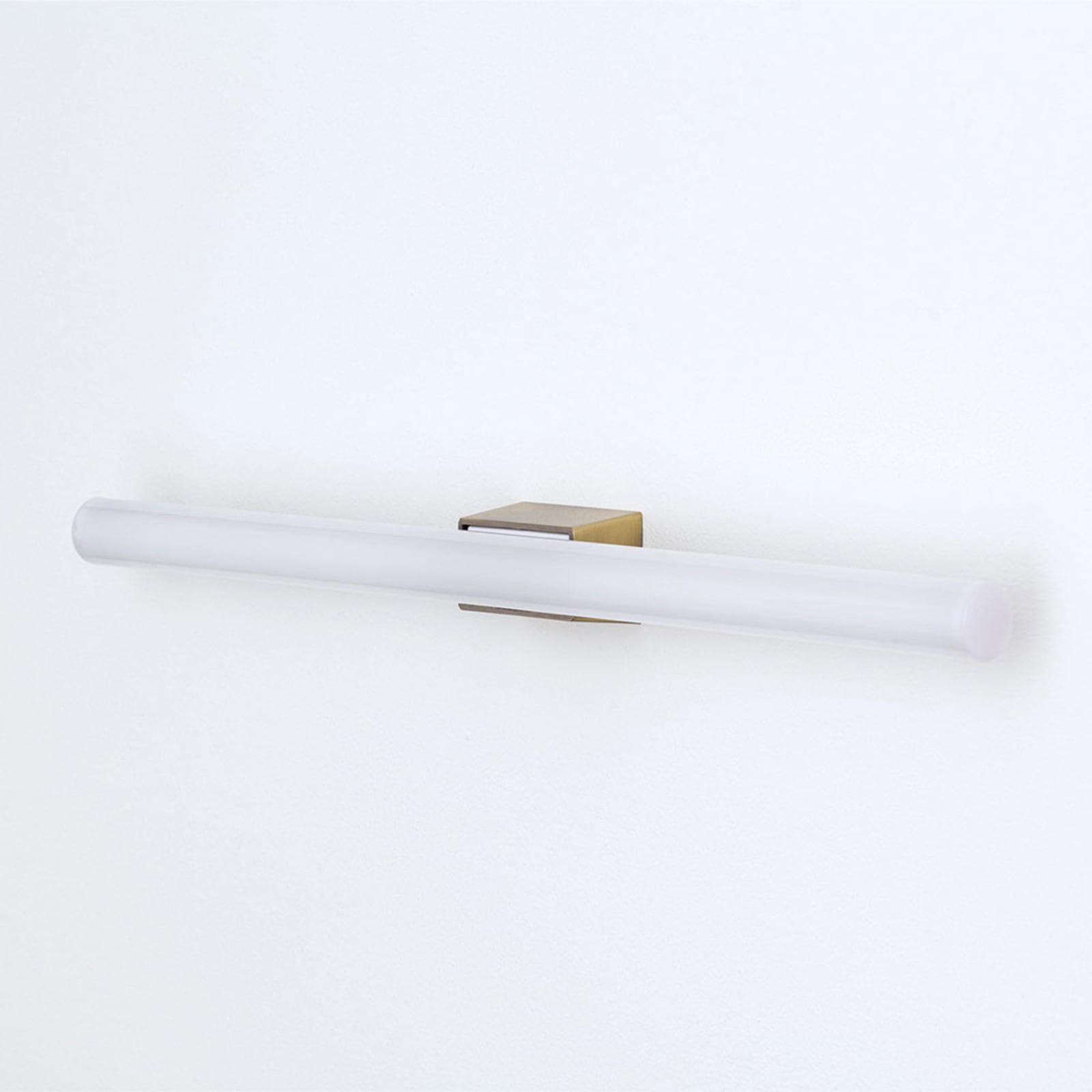 LED speillampe Visagist gammelmessing 50 cm S14d nærbilde av metallramme