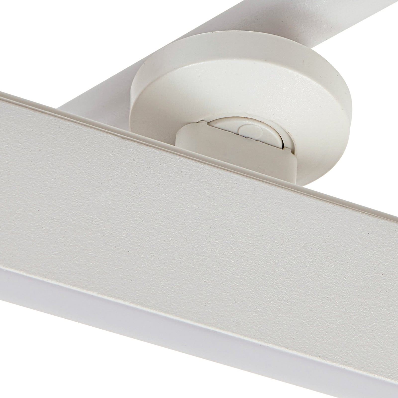 LED spotlist Eldrin 4-lys dimbar 111,5 cm matt hvit vinklet lyshode
