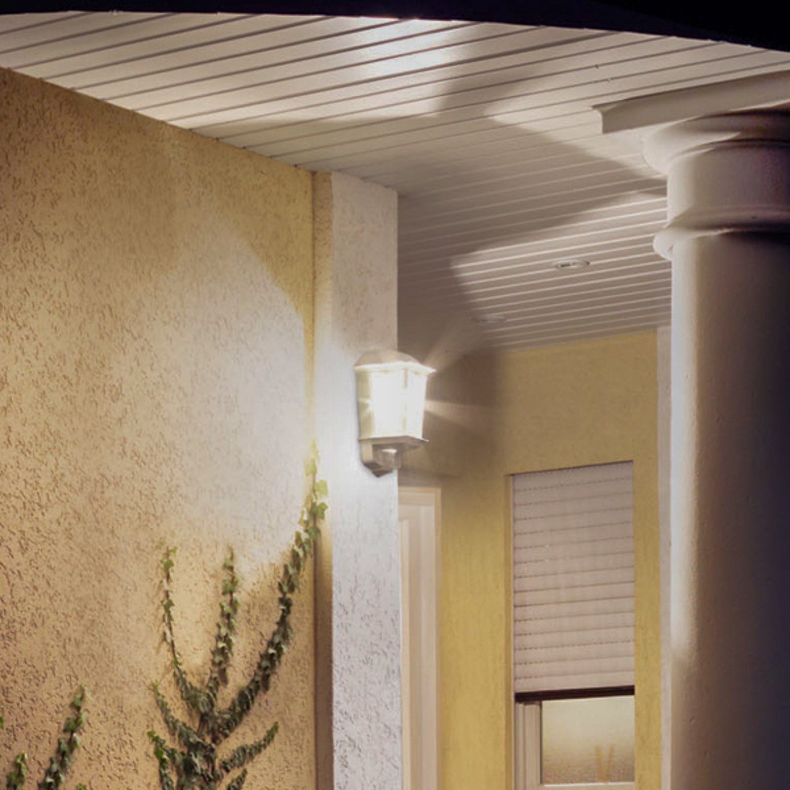 Baksiden av LED stabpære E27 9,2W 3000K opal for L 260 STEINEL