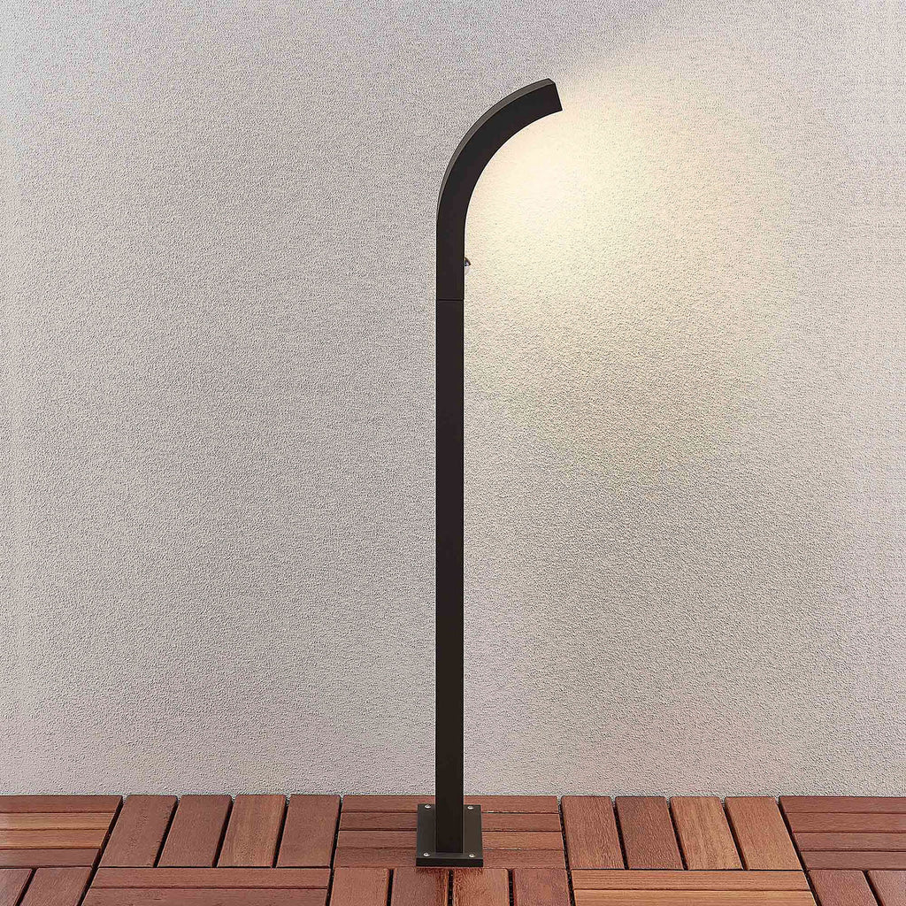 Nærbilde av lyshode på LED sti-lampe Advik med bevegelsessensor 100 cm grafitt IP54
