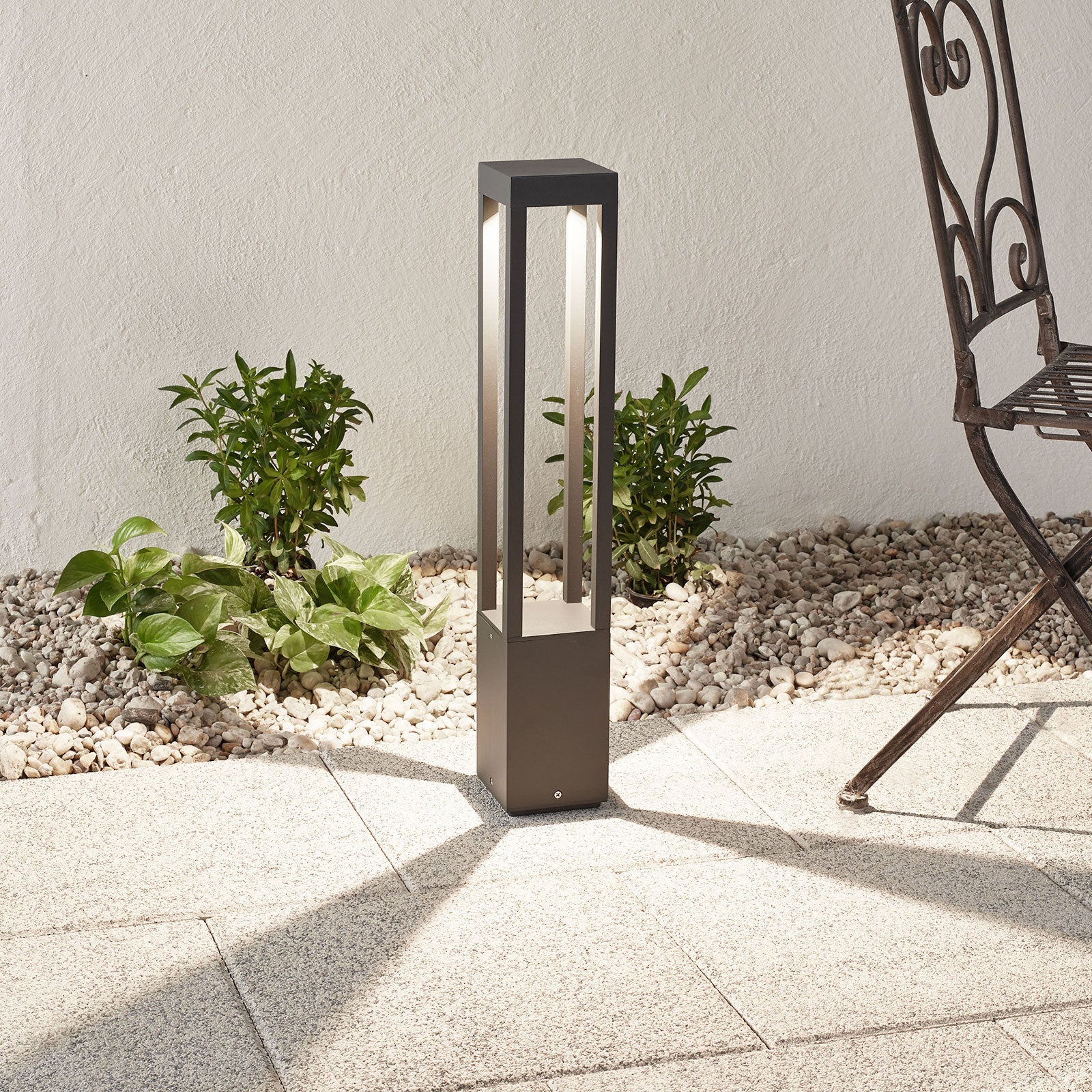 LED sti-lampe Agra mørkegrå aluminium 65 cm bakside