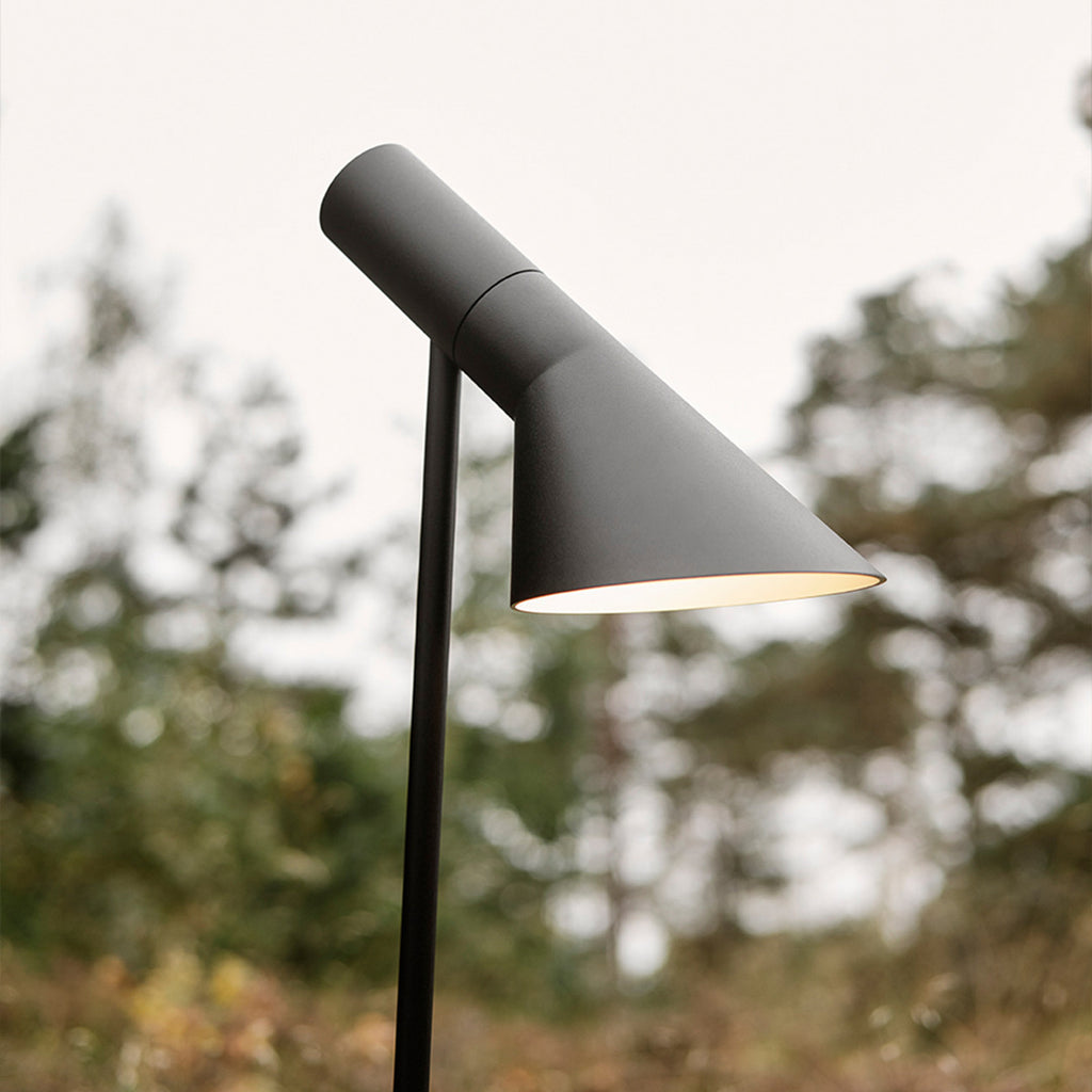 LED sti-lampe AJ Garden svart 95 cm IP65 montert i uterom