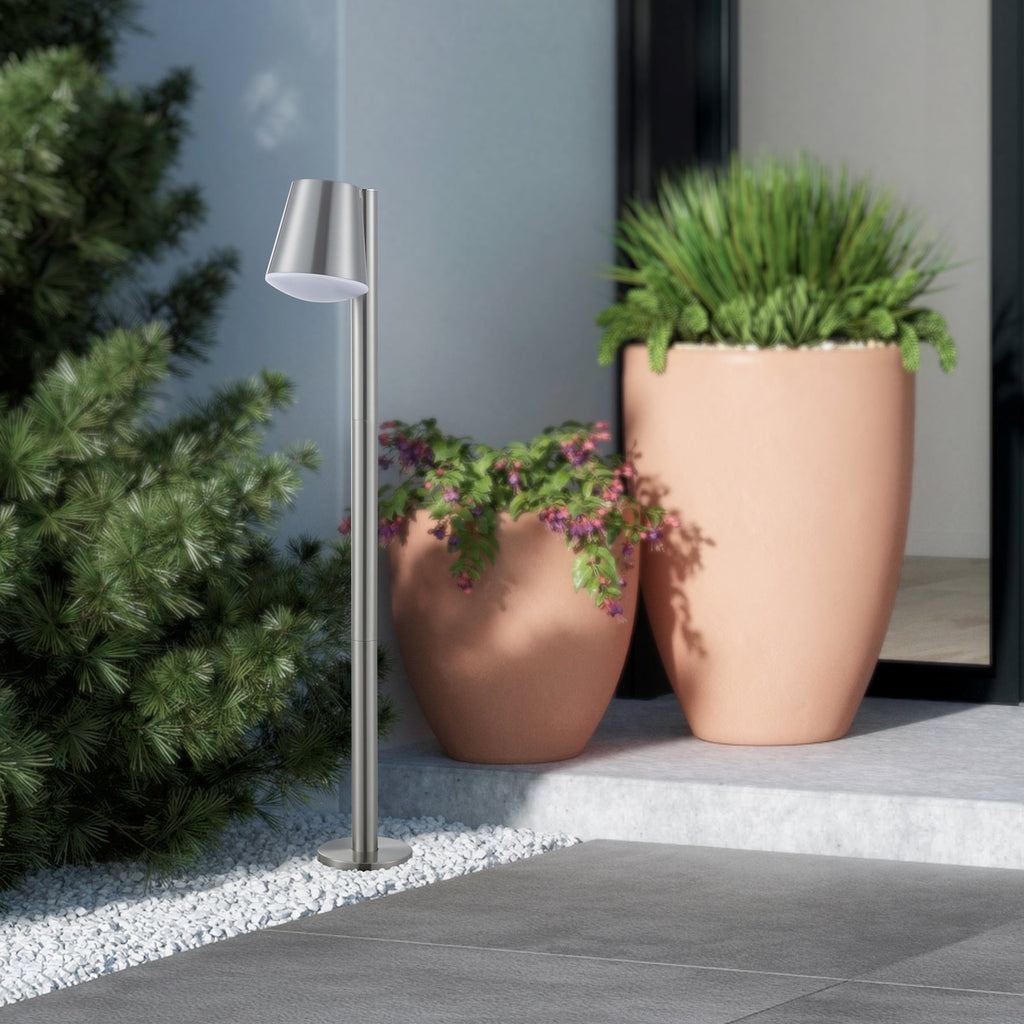 Montert LED sti-lampe Caldiero-C rustfritt stål i uteområde