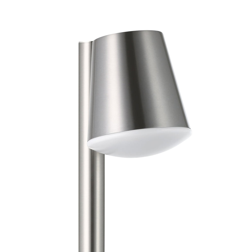 LED sti-lampe Caldiero-C rustfritt stål med lys på kveldstid