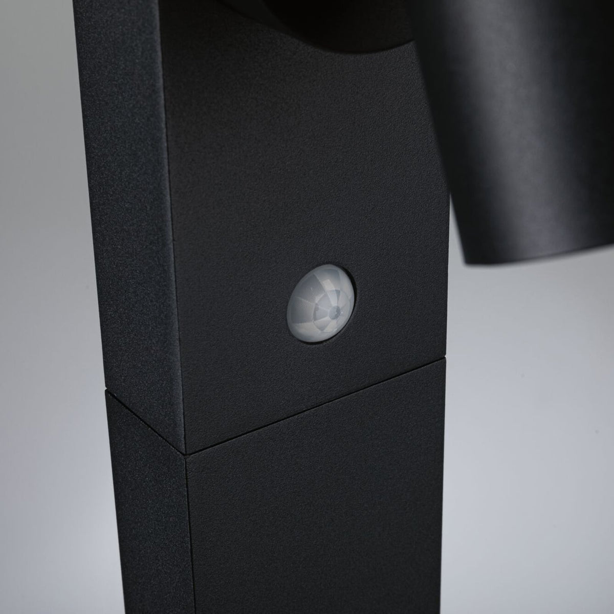 LED sti-lampe Cuff aluminium med bevegelsessensor antrasitt detalj av spot