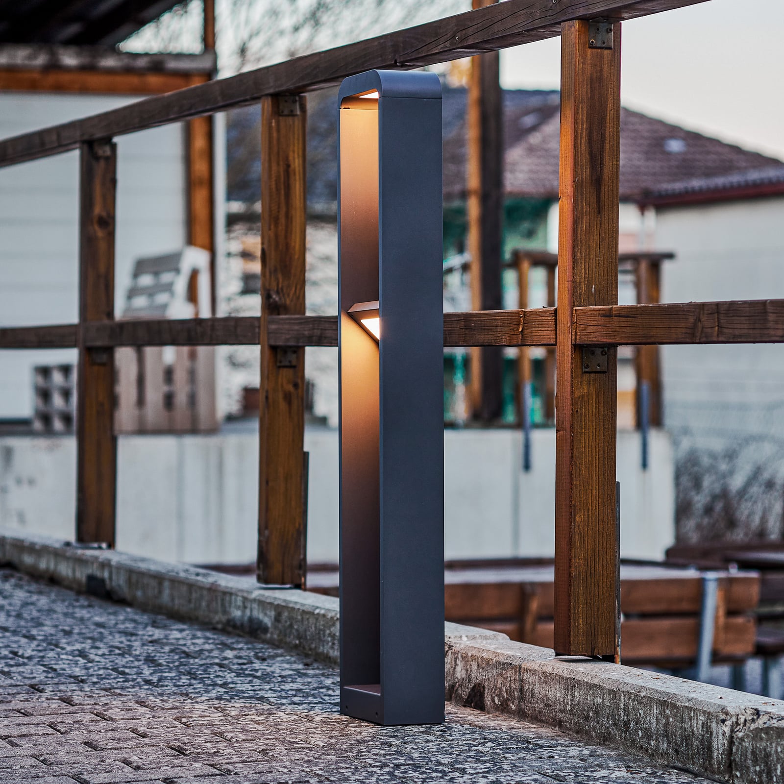 LED sti-lampe Darko mørkegrå aluminium 100 cm forfra