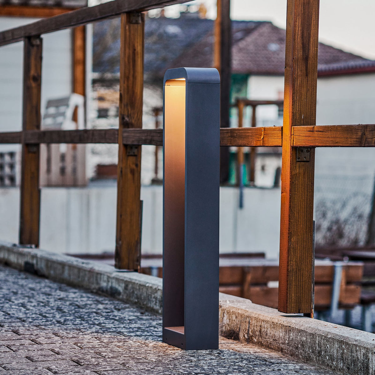 LED sti-lampe Emima antrasitt aluminium 80 cm bakside