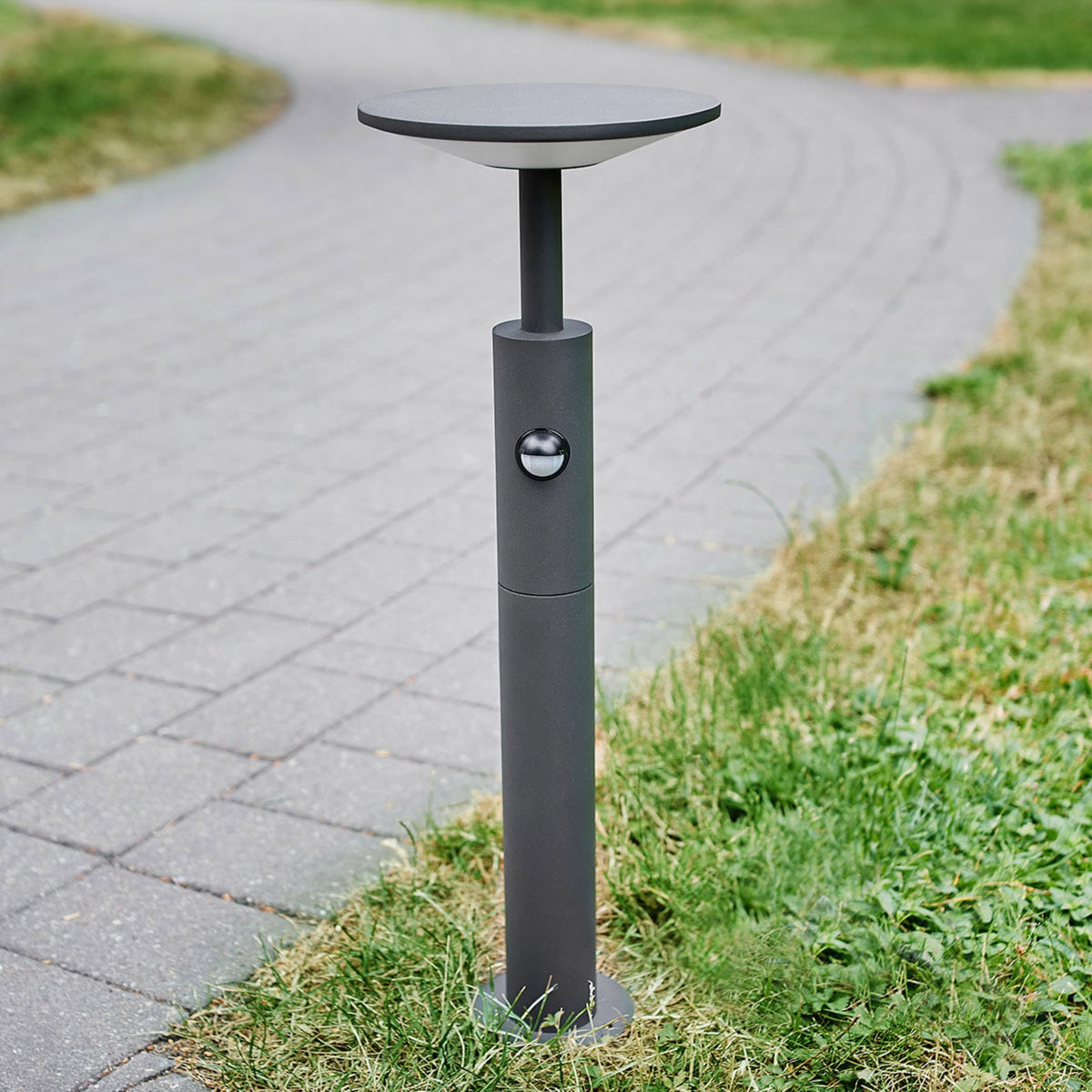 LED sti-lampe Fenia med bevegelsessensor lysutslipp