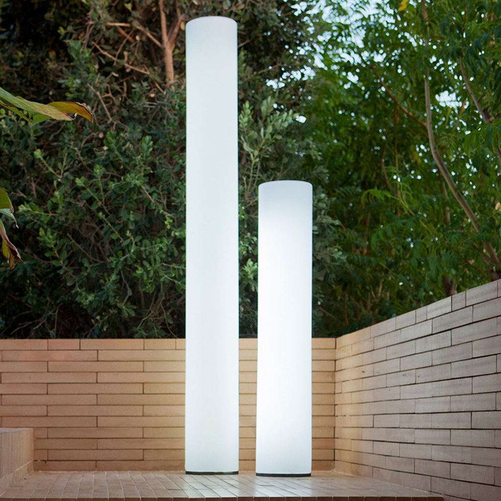 LED sti-lampe Fity polyetylen hvit detalj av materiale