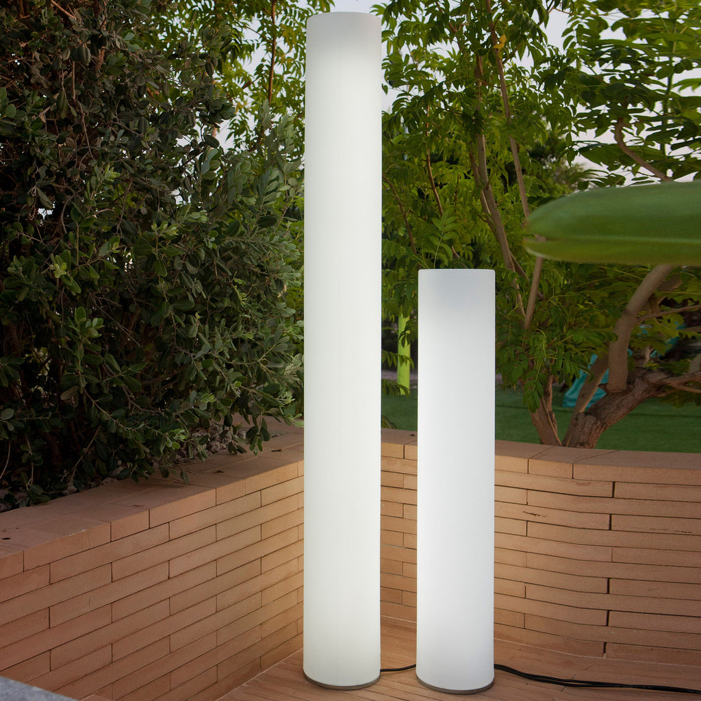LED sti-lampe Fity sylindrisk hvit bakside