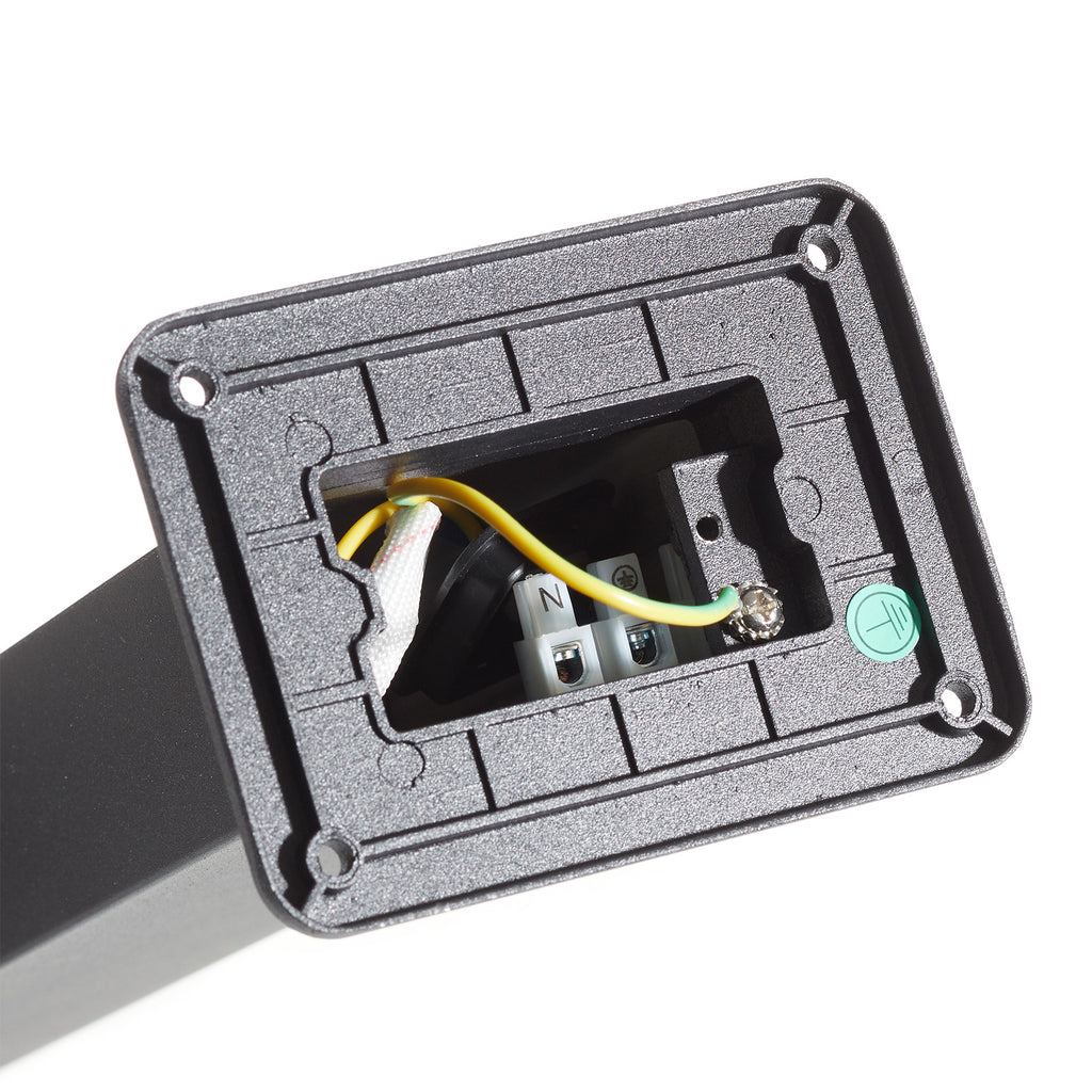 LED sti-lampe Fiumicino buet form svart 90 cm detalj av IP44-merking