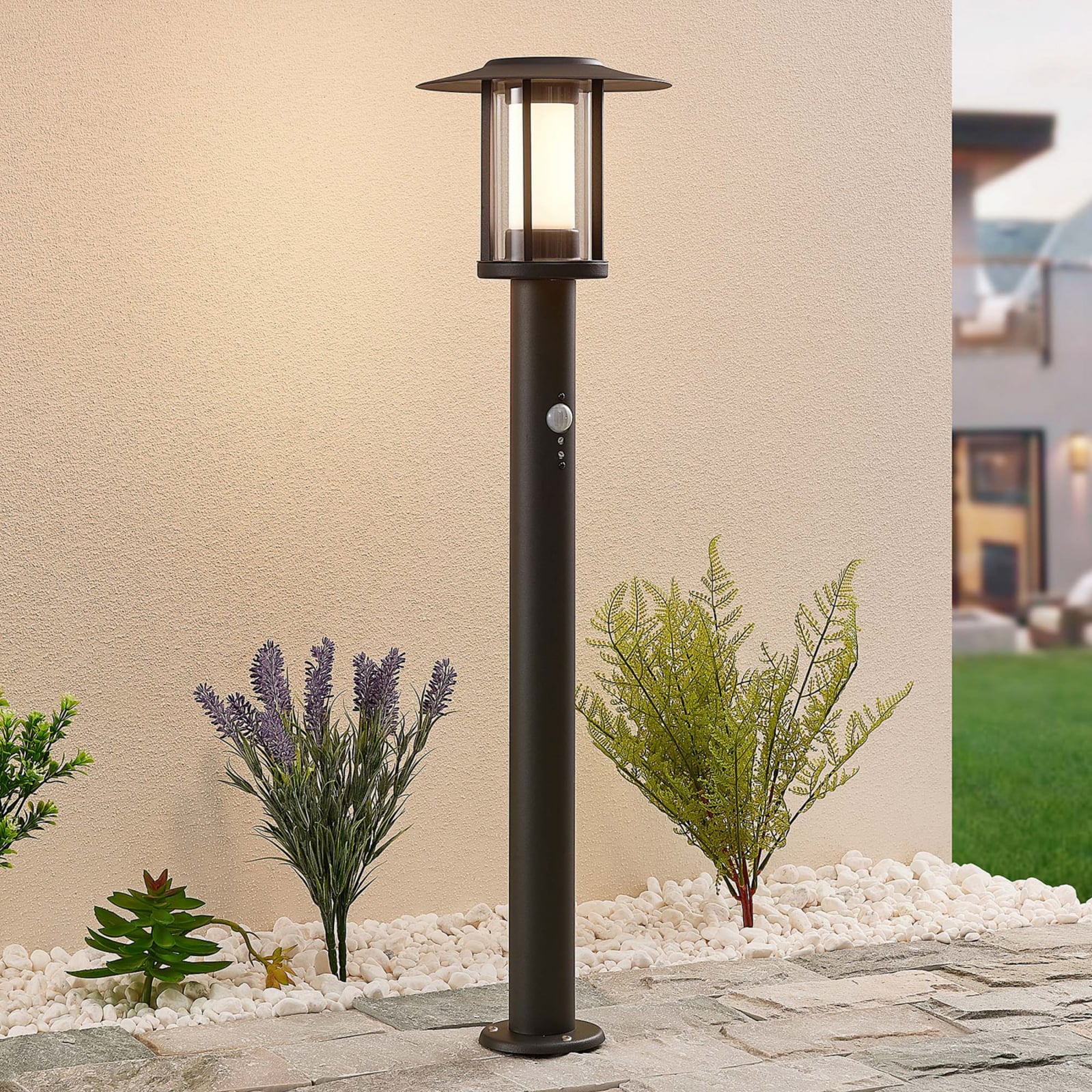 LED sti-lampe Gregory med bevegelsessensor front