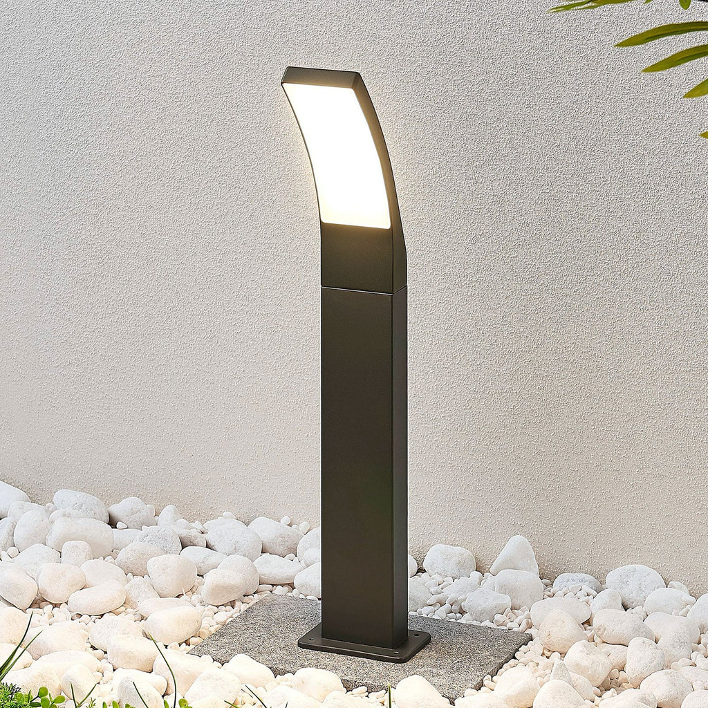 LED sti-lampe Ilvita antrasitt forfra