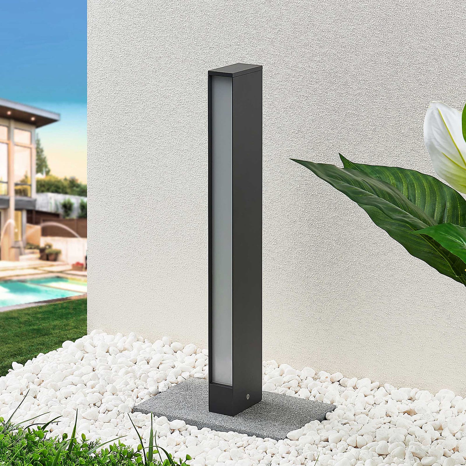 LED sti-lampe Lirka mørkegrå aluminium bakside