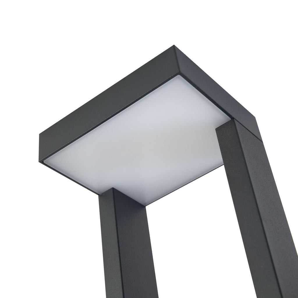 LED sti-lampe Lonete antrasitt i hagedekorasjon