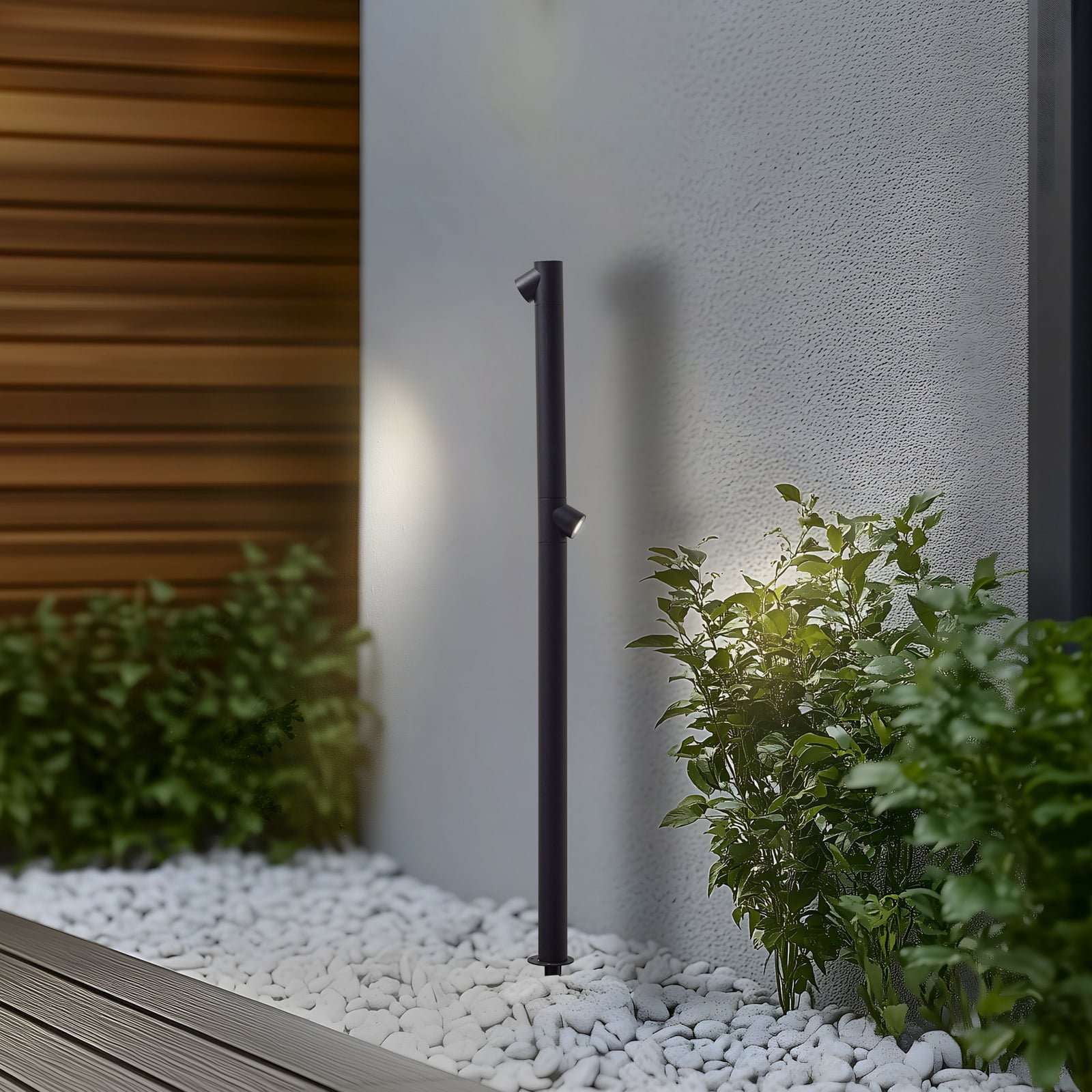 LED sti-lampe Luzian med jordspyd svart 120 cm bakside