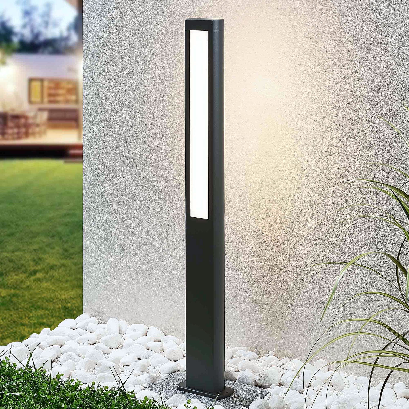 LED sti-lampe Mhairi kantet antrasitt 100 cm IP54 forfra