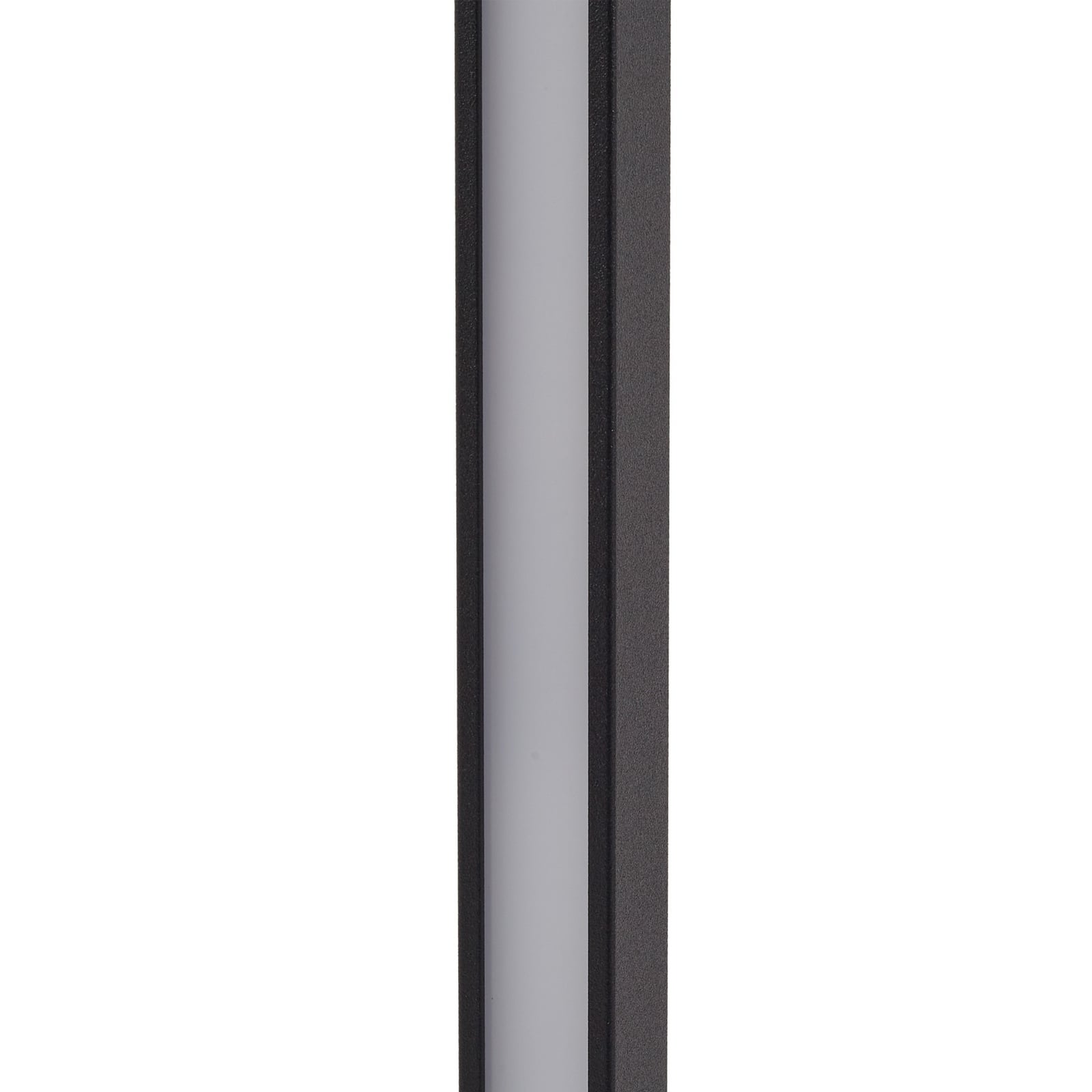 LED sti-lampe Neano svart 120 cm IP65 i uteomgivelse