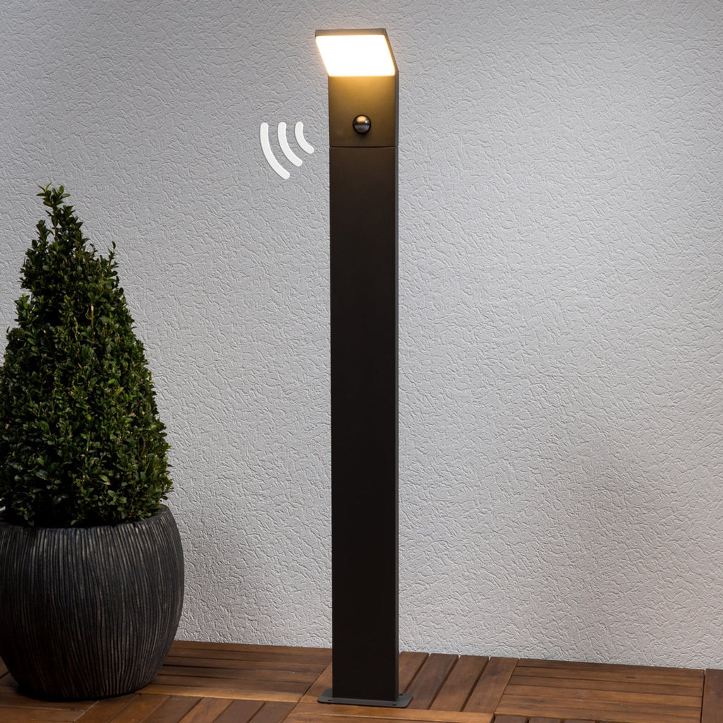 LED sti-lampe Nevio med bevegelsessensor bakside