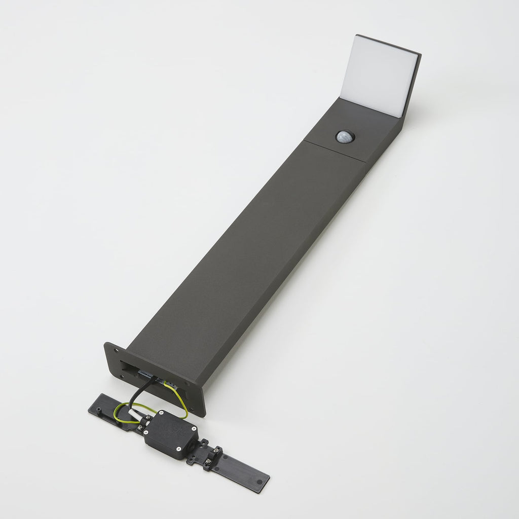 LED sti-lampe Nevio med bevegelsessensor installasjon