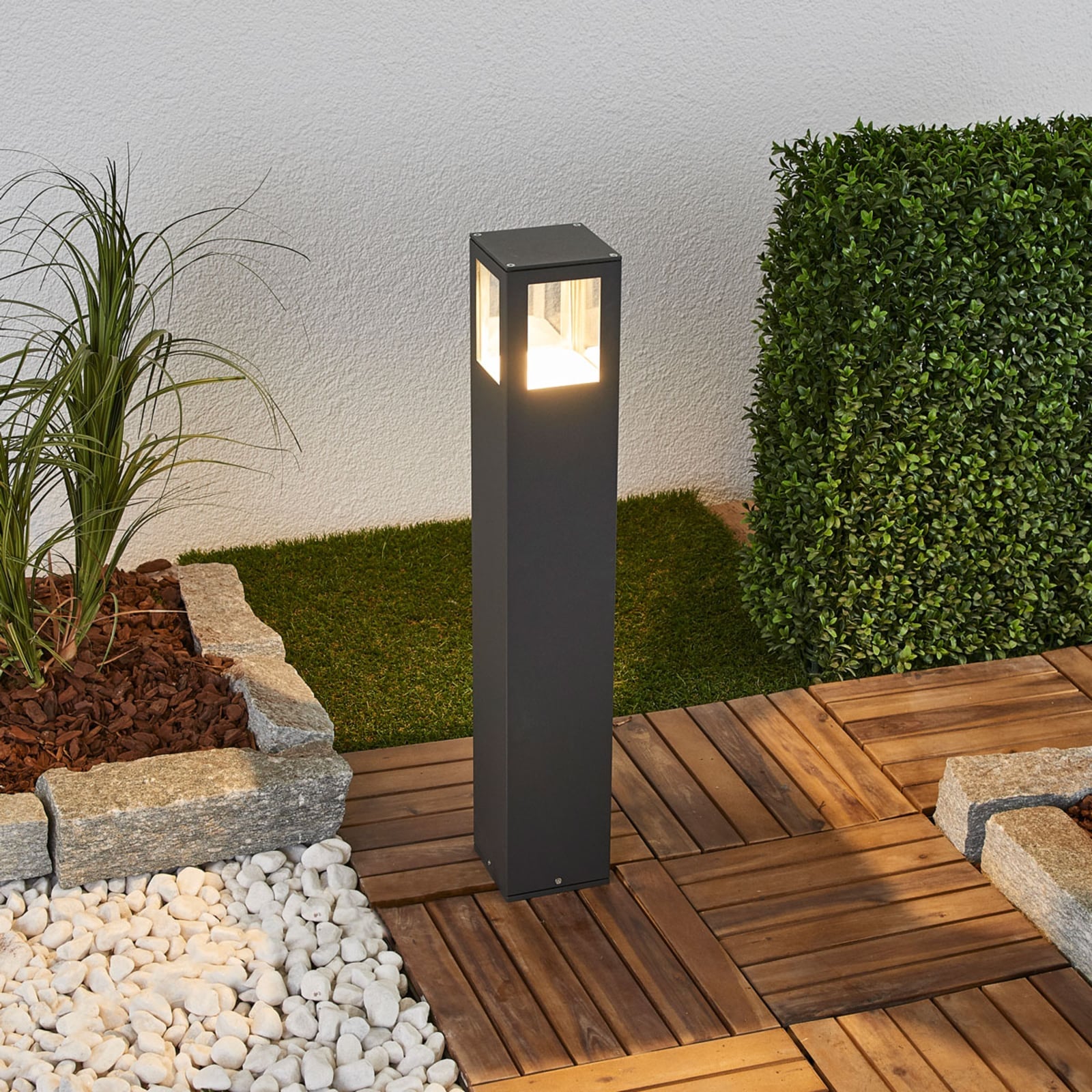 LED sti-lampe Nicola antrasitt aluminium detalj