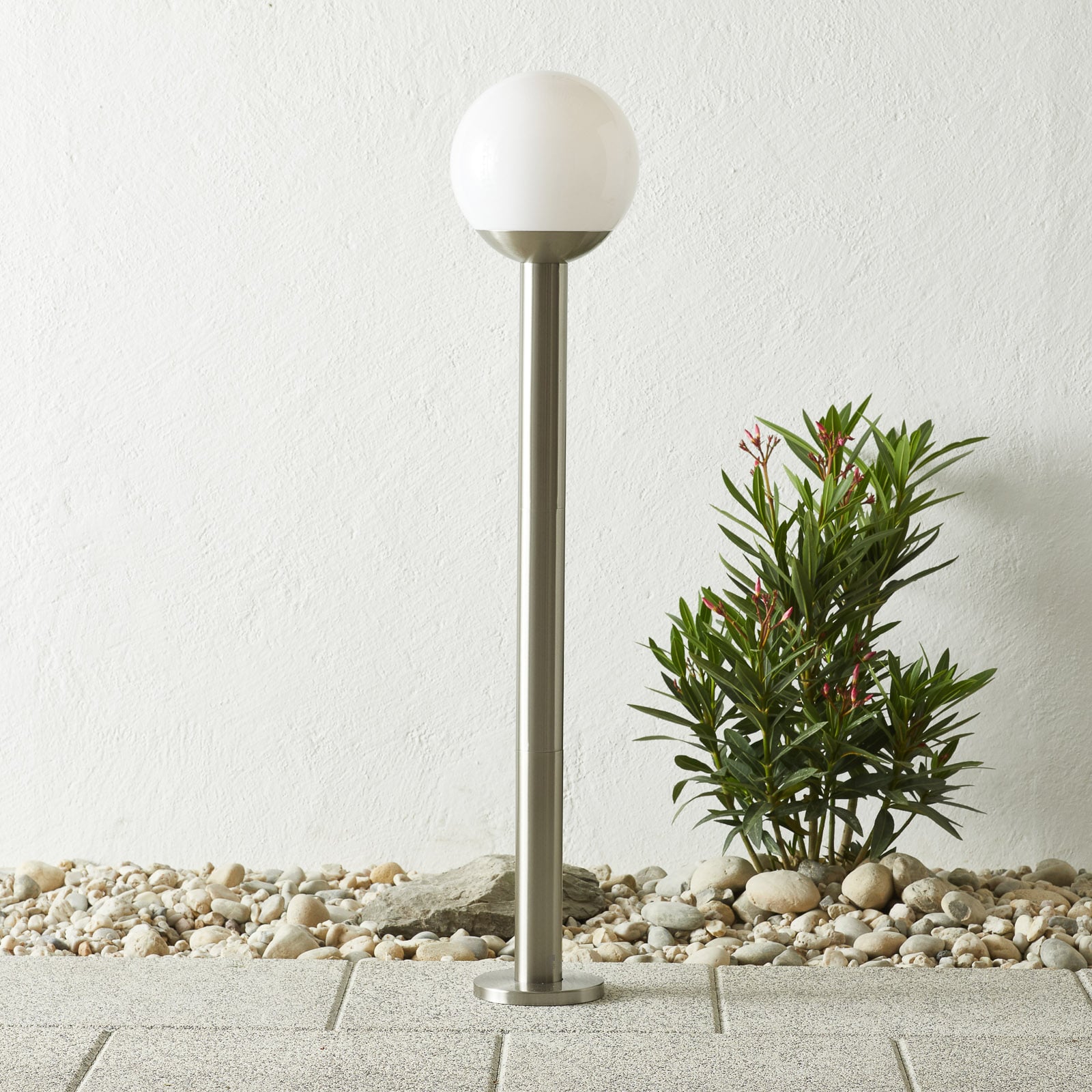 LED sti-lampe Nisia-C smart rustfritt stål bakside