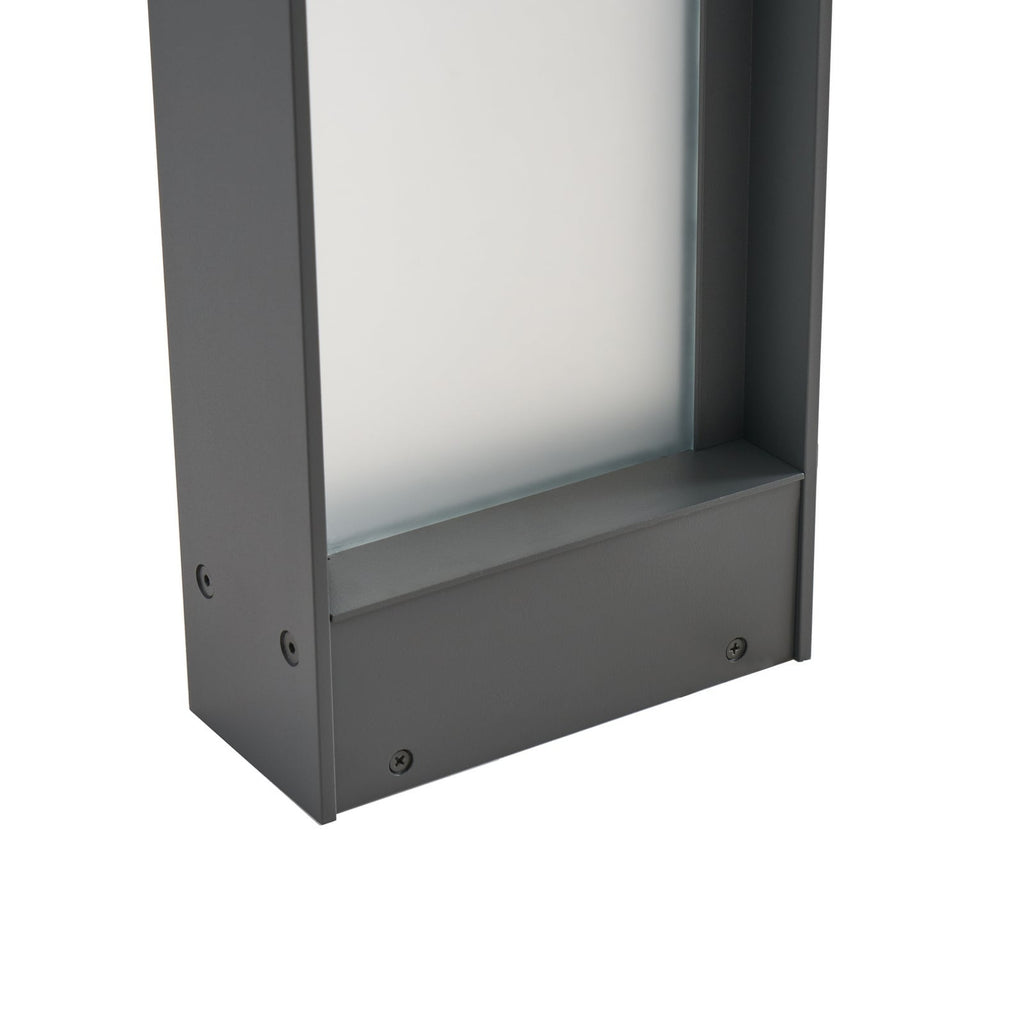 LED sti-lampe Selqa med husnummer svart jern sideprofil