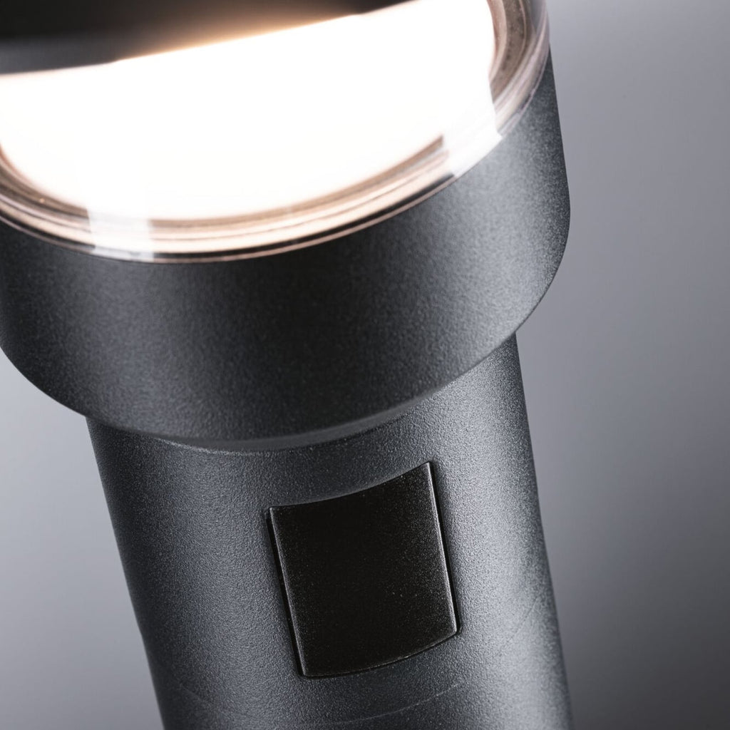 LED sti-lampe Sienna med bevegelsessensor antrasitt montert ute